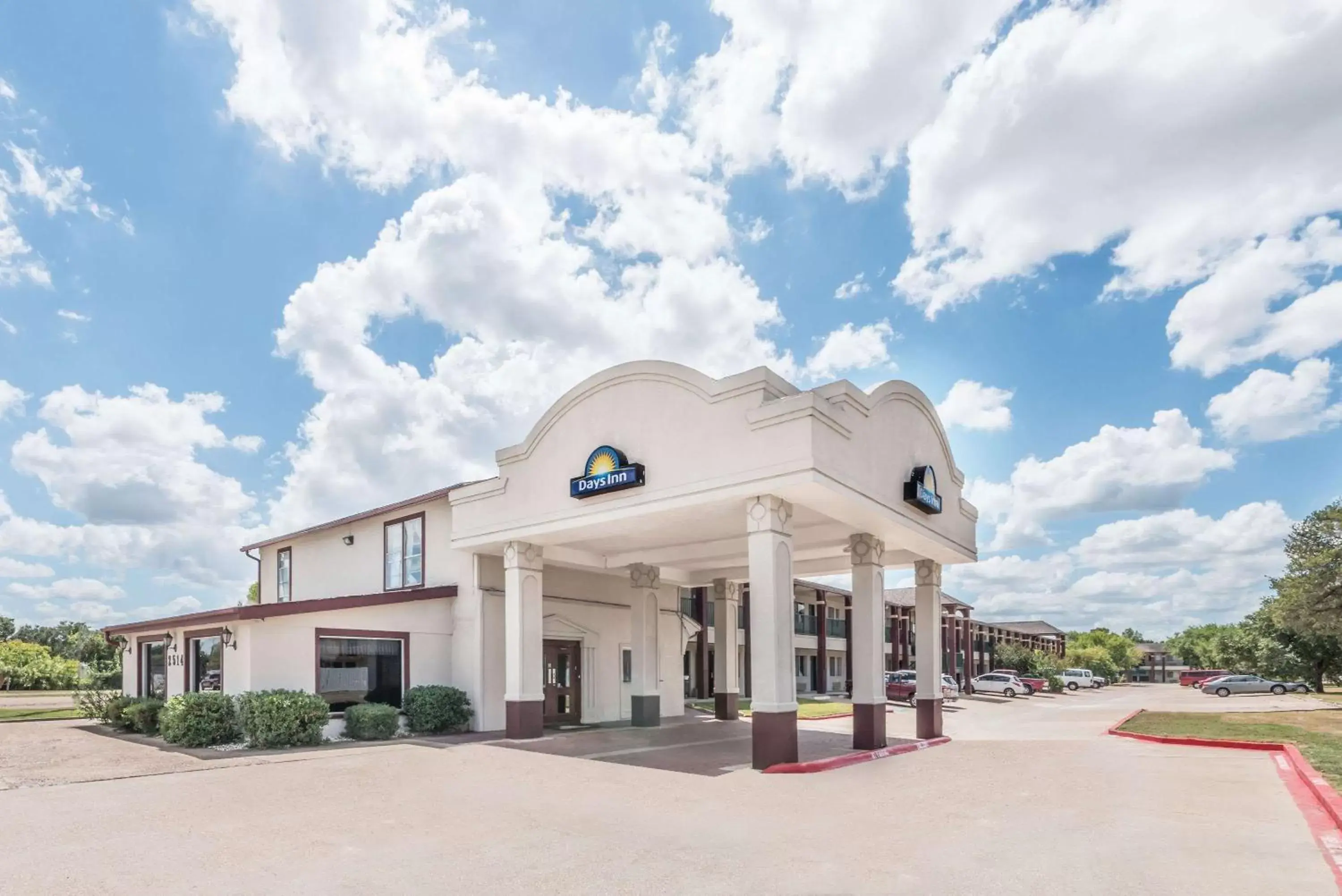 Property Building in Days Inn by Wyndham Bryan College Station