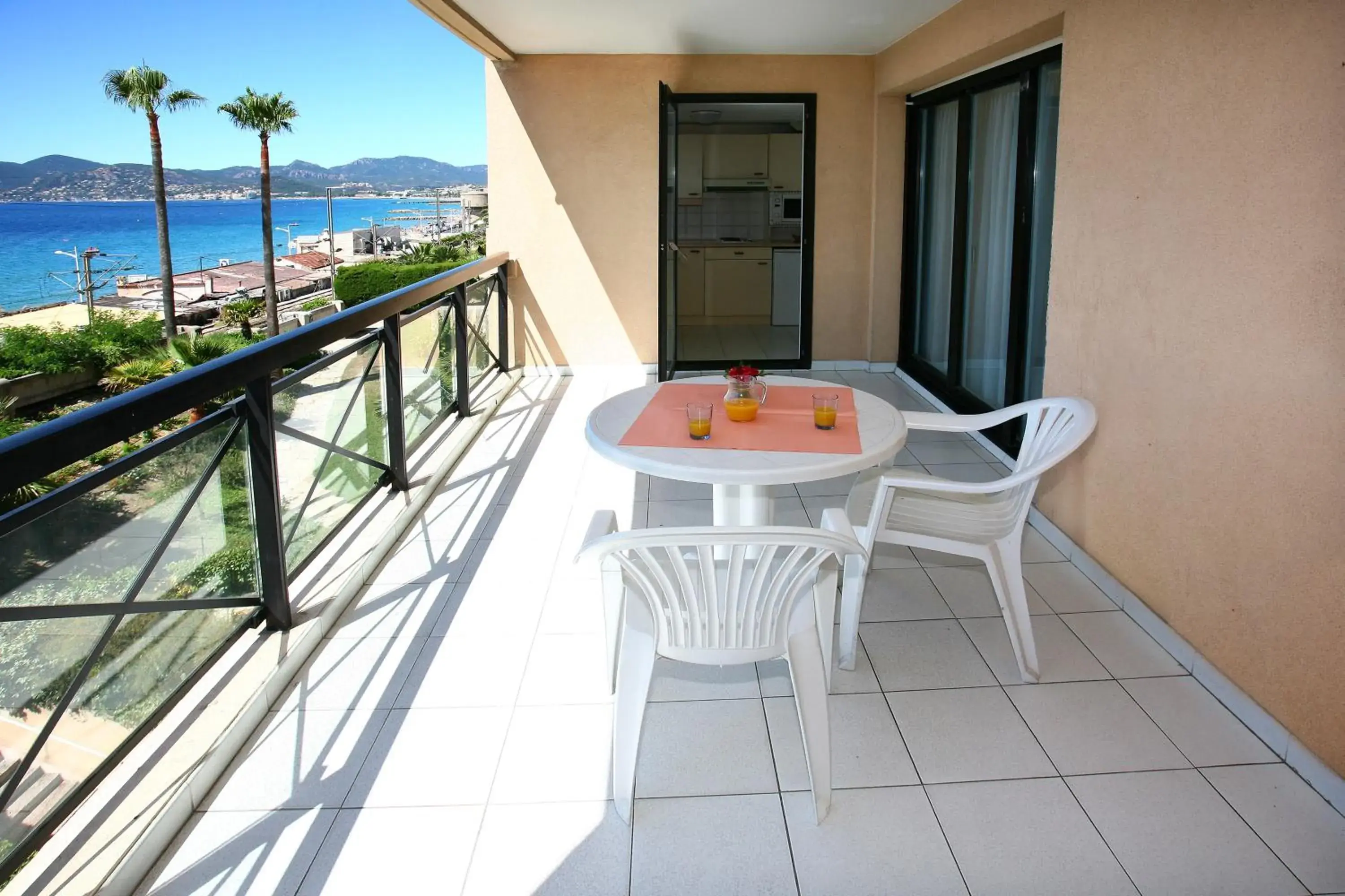 Sea view, Balcony/Terrace in Residhotel Villa Maupassant