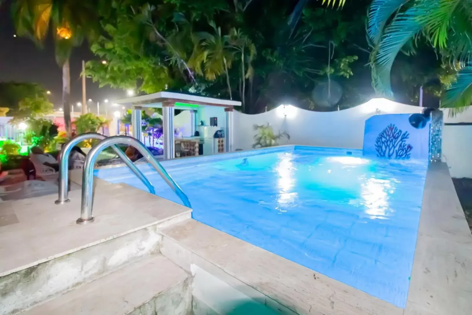 Swimming Pool in Hotel Villa Capri