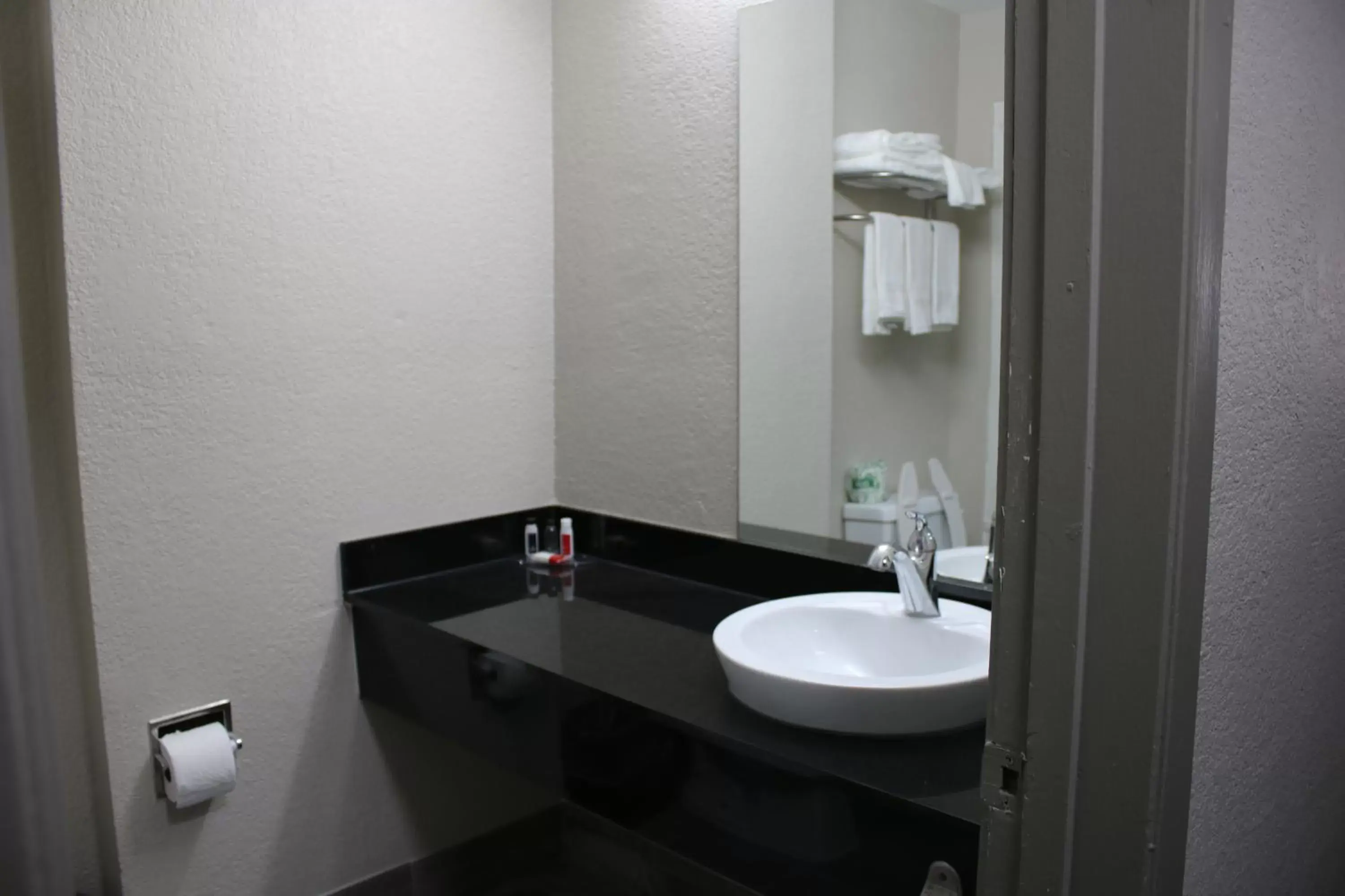 Bathroom in Days Inn by Wyndham Waco University Area