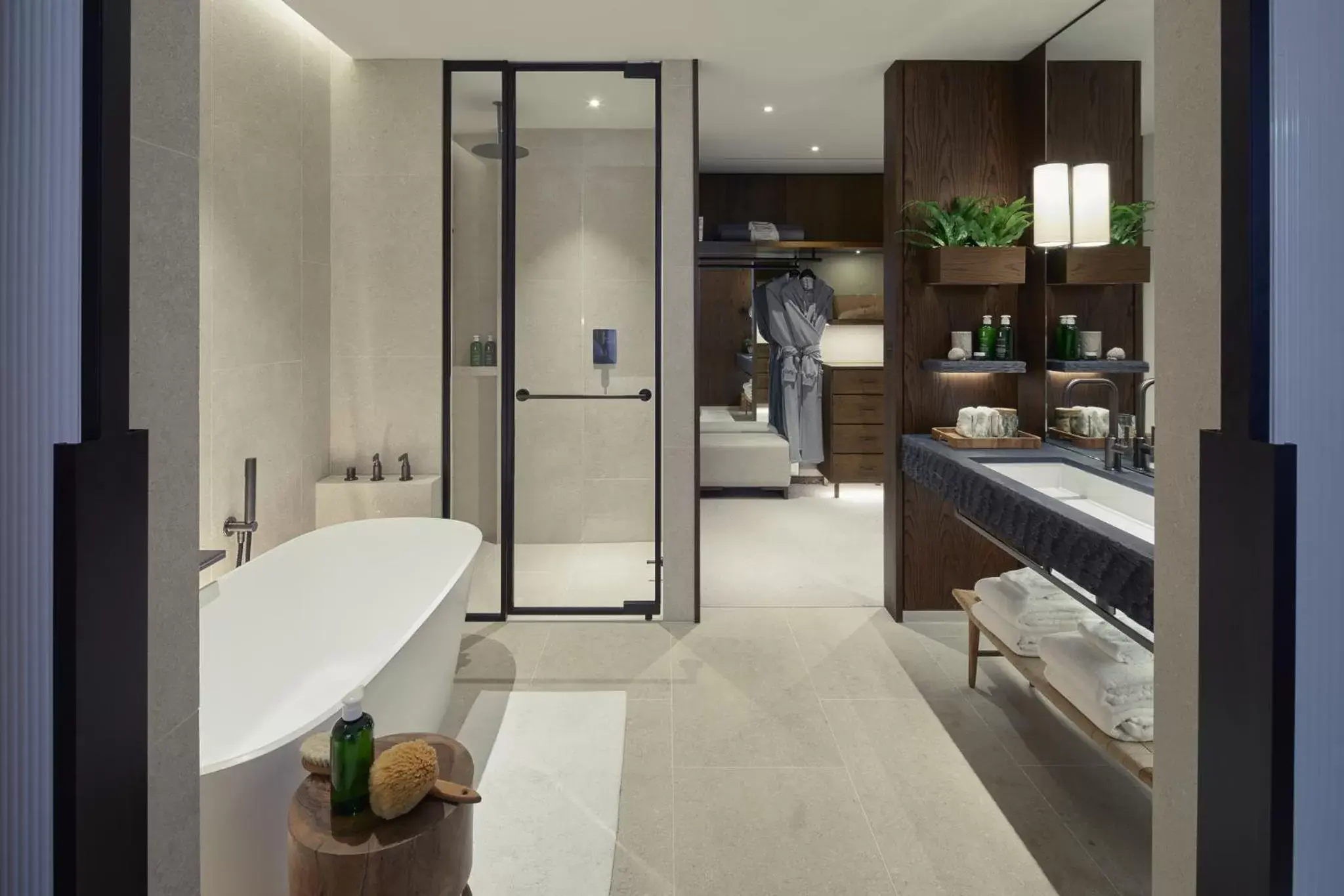 Shower, Bathroom in 1 Hotel Mayfair