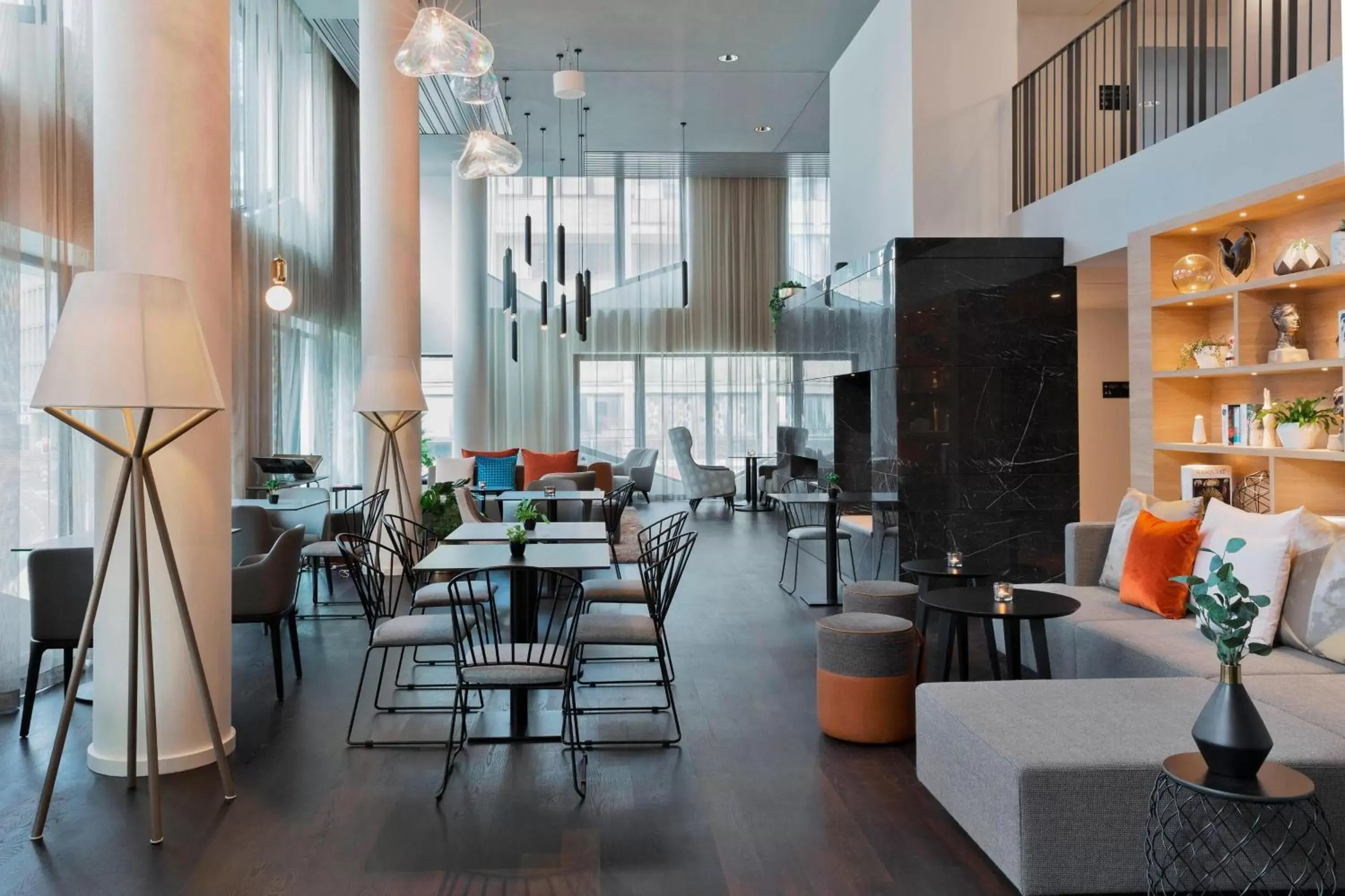 Lobby or reception, Restaurant/Places to Eat in Residence Inn by Marriott Frankfurt City Center