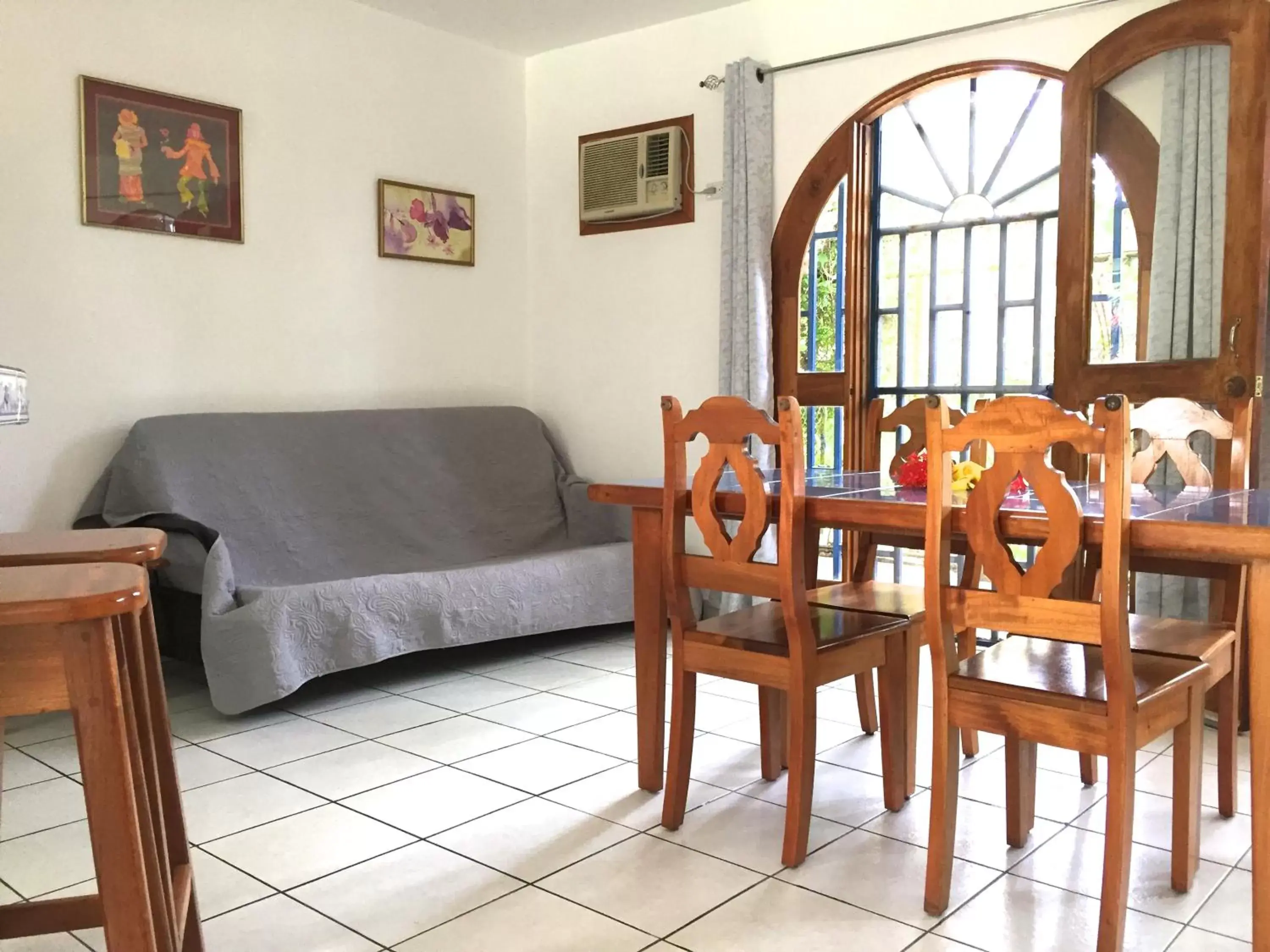 Living room, Seating Area in La Perlita