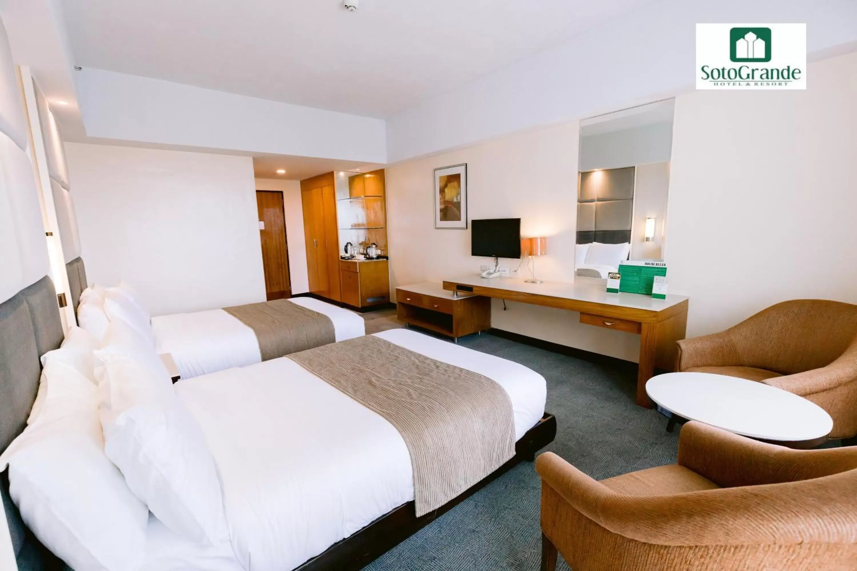 Bedroom in Sotogrande Hotel and Resort