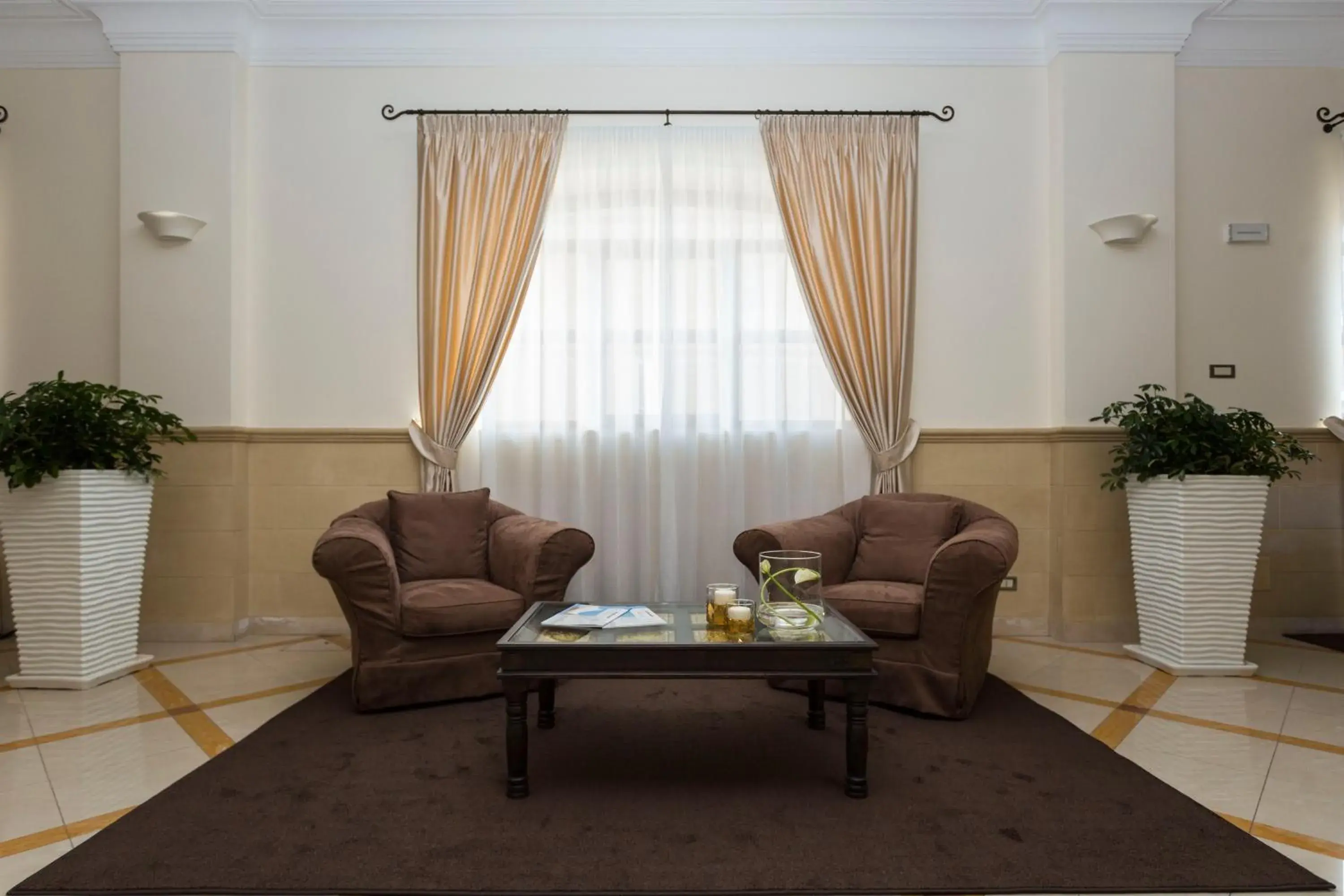 Seating Area in Hotel Cavaliere