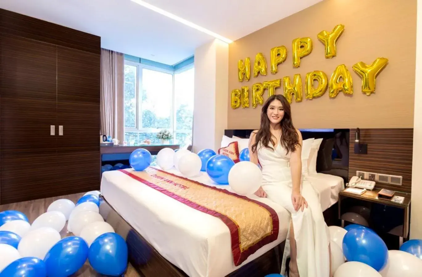 Bedroom, Bed in Queen Ann Hotel Bedroom, Bed in Queen Ann Hotel