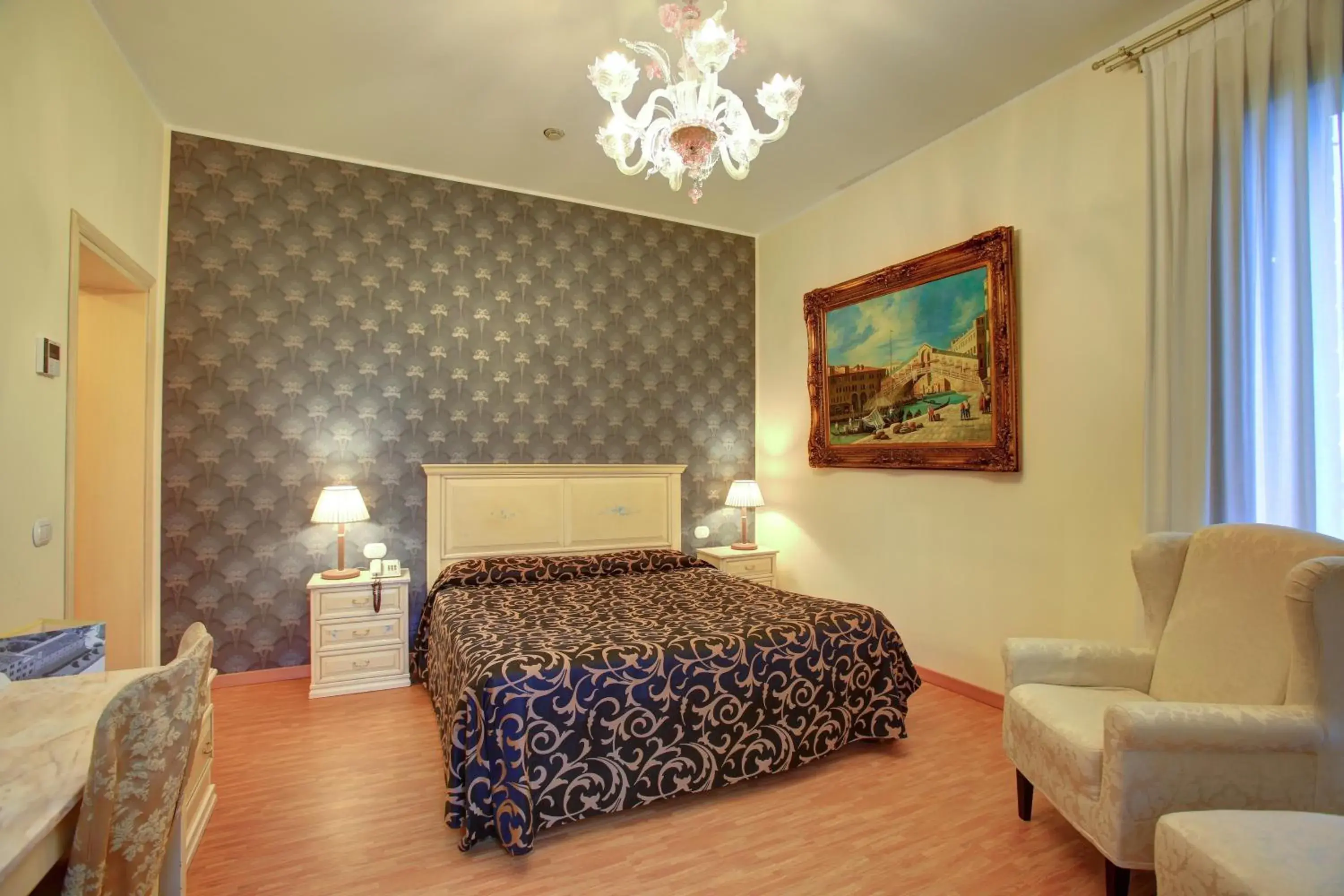 Bedroom, Bed in Hotel Villa Braida