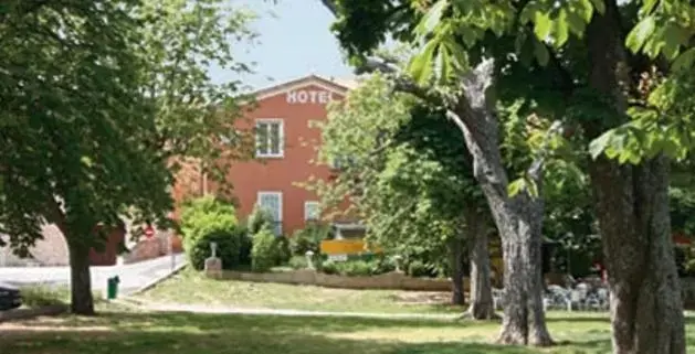 Property building, Garden in Hotel le Préjoly