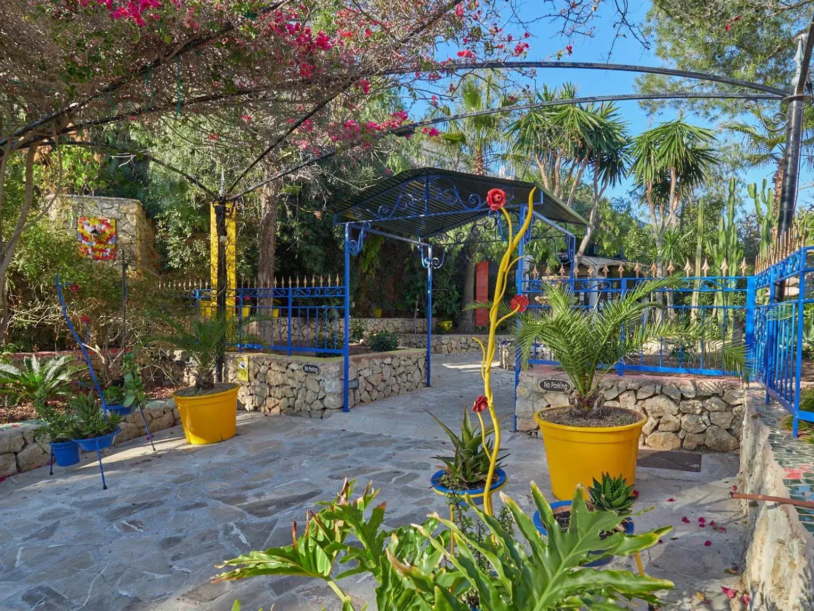 Facade/entrance, Children's Play Area in Hotel Petit Cala Fornells