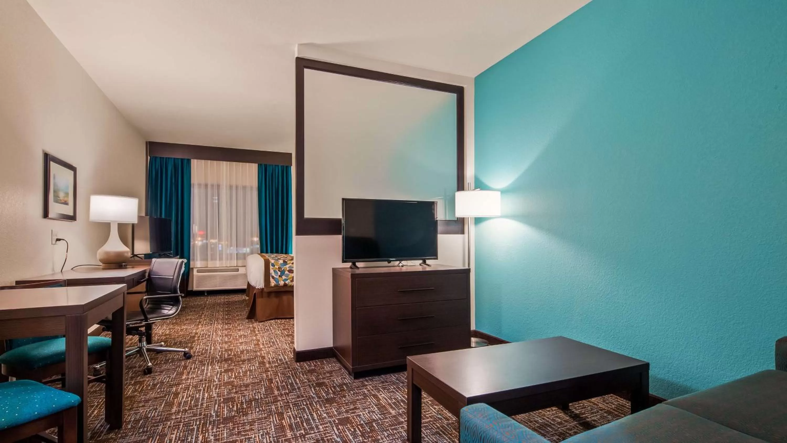 Photo of the whole room in Best Western Plus/Executive Residency Elk City