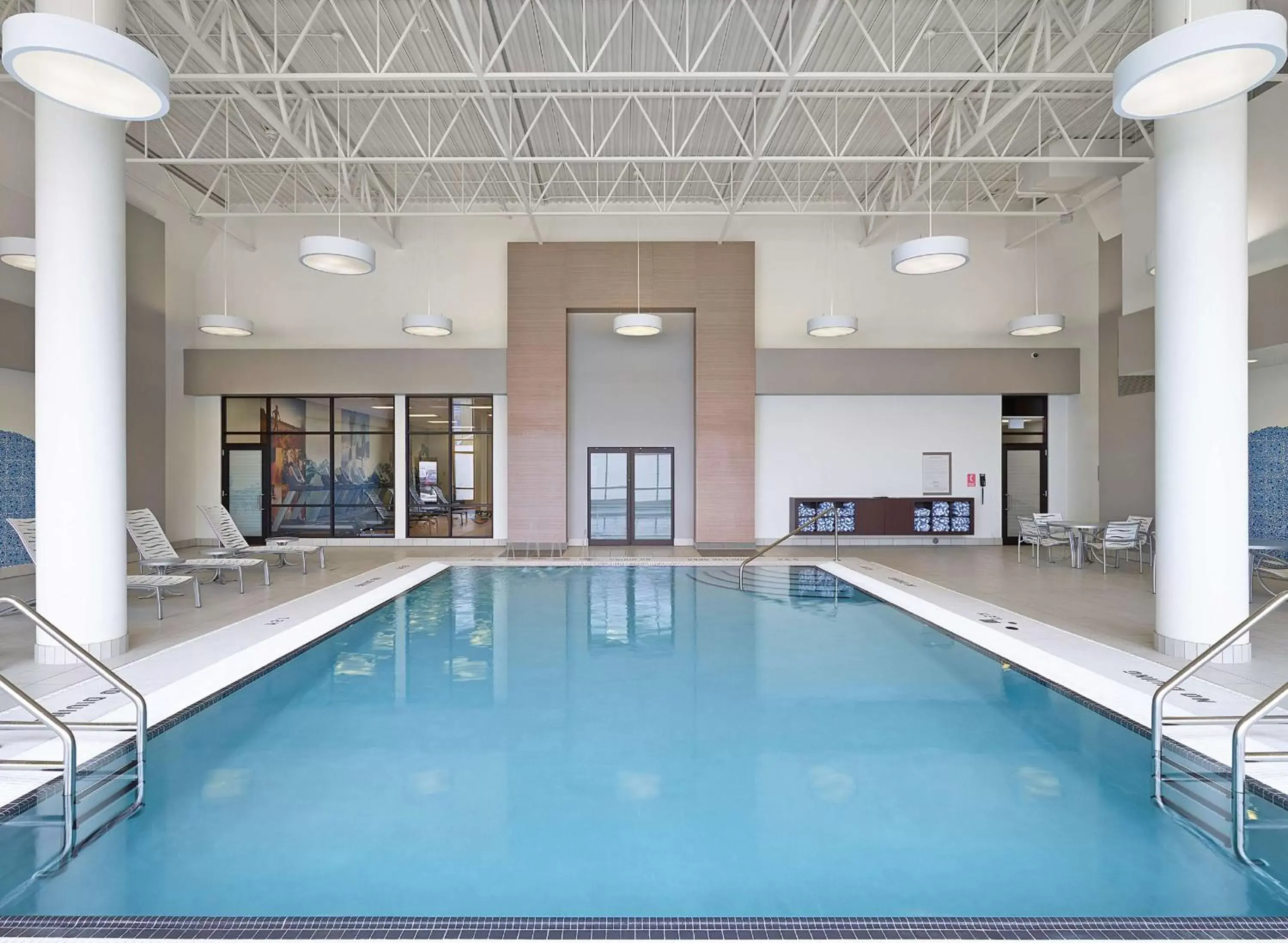 Pool view, Swimming Pool in DoubleTree by Hilton West Edmonton