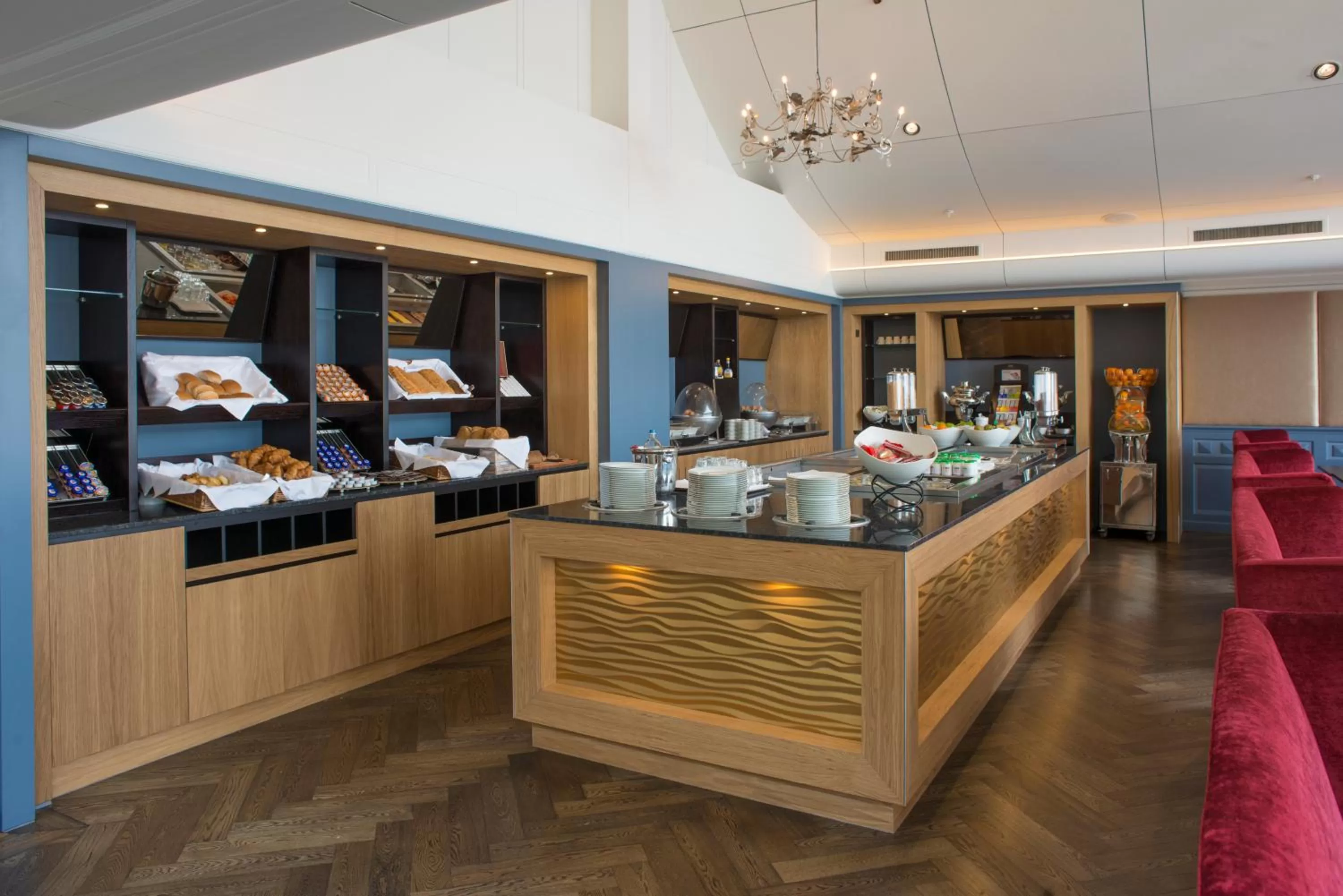 Food and drinks in Grand Hotel Amrâth Kurhaus The Hague Scheveningen