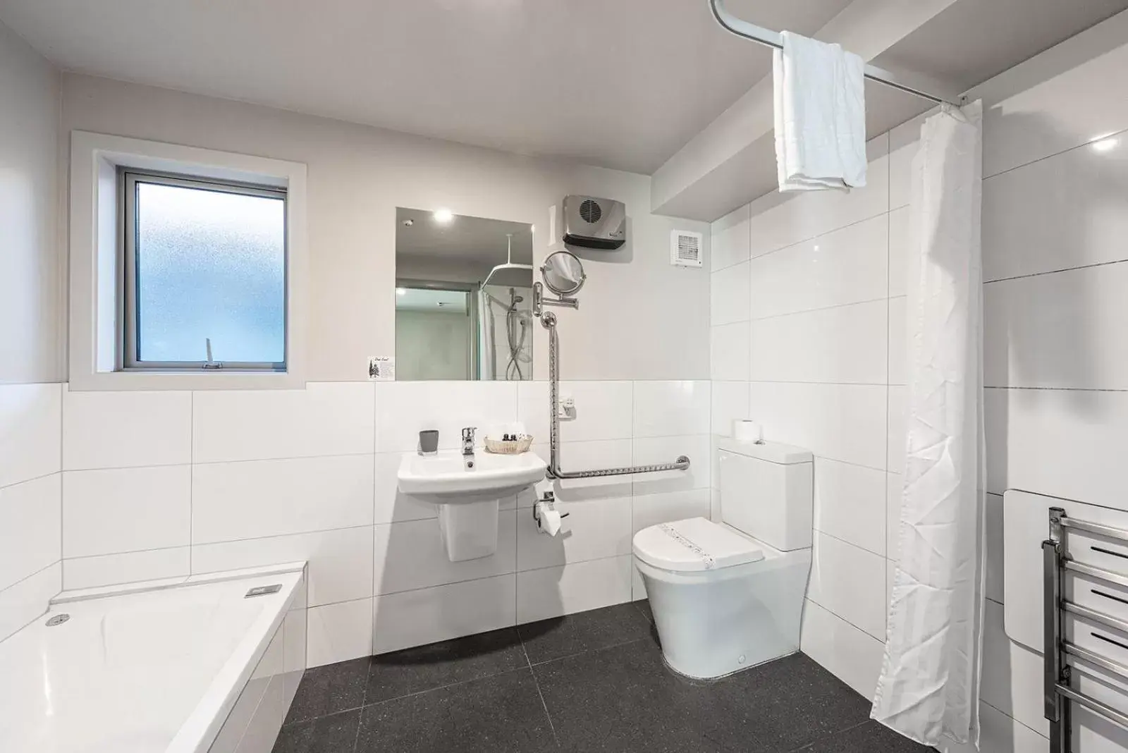 Bathroom in 311 Motel Riccarton