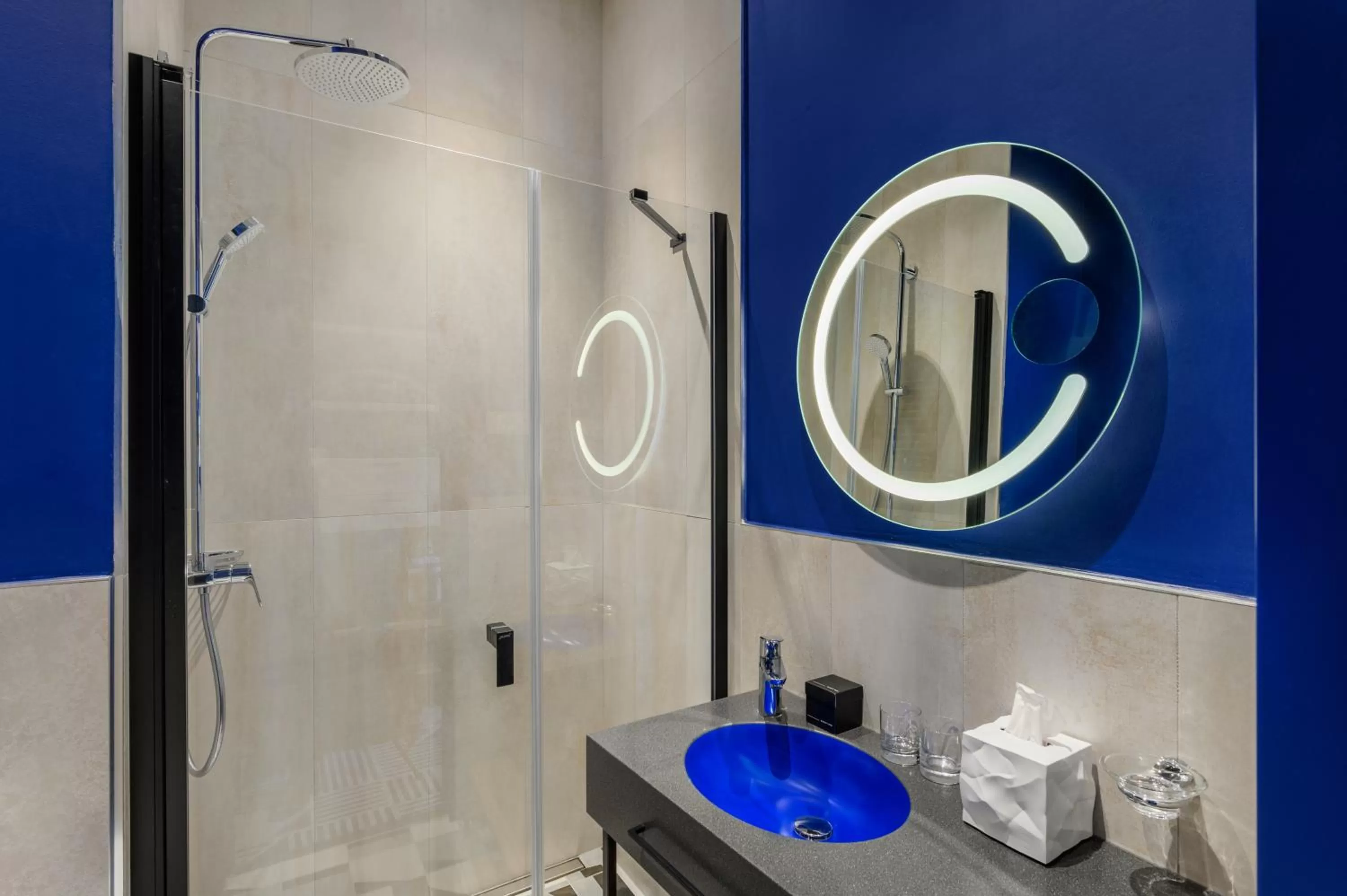 Bathroom in Hotel Oktogon Haggenmacher by Continental Group
