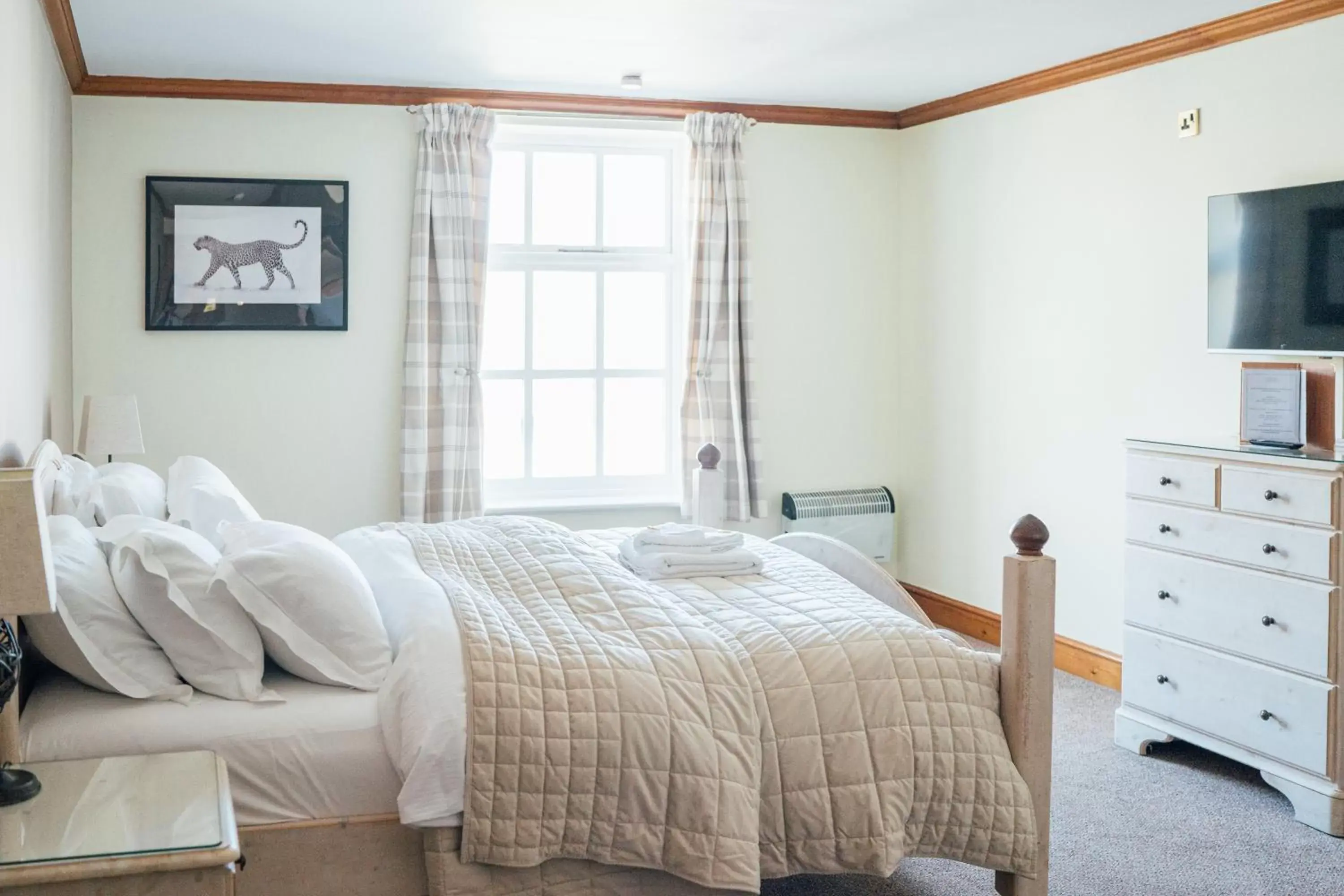 Bedroom, Bed in The Vestry