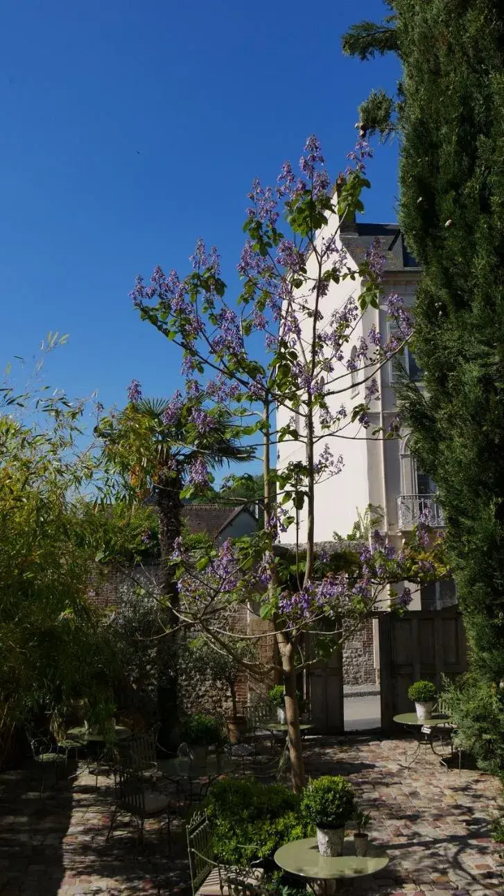 Property Building in La Maison De Lucie