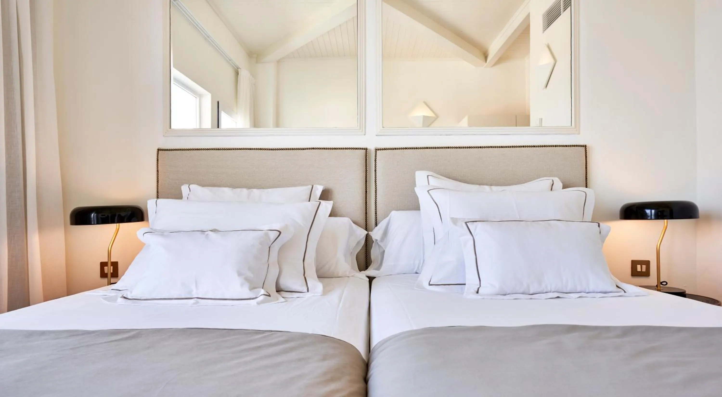 Bed in Hoposa Daina- Adults Only