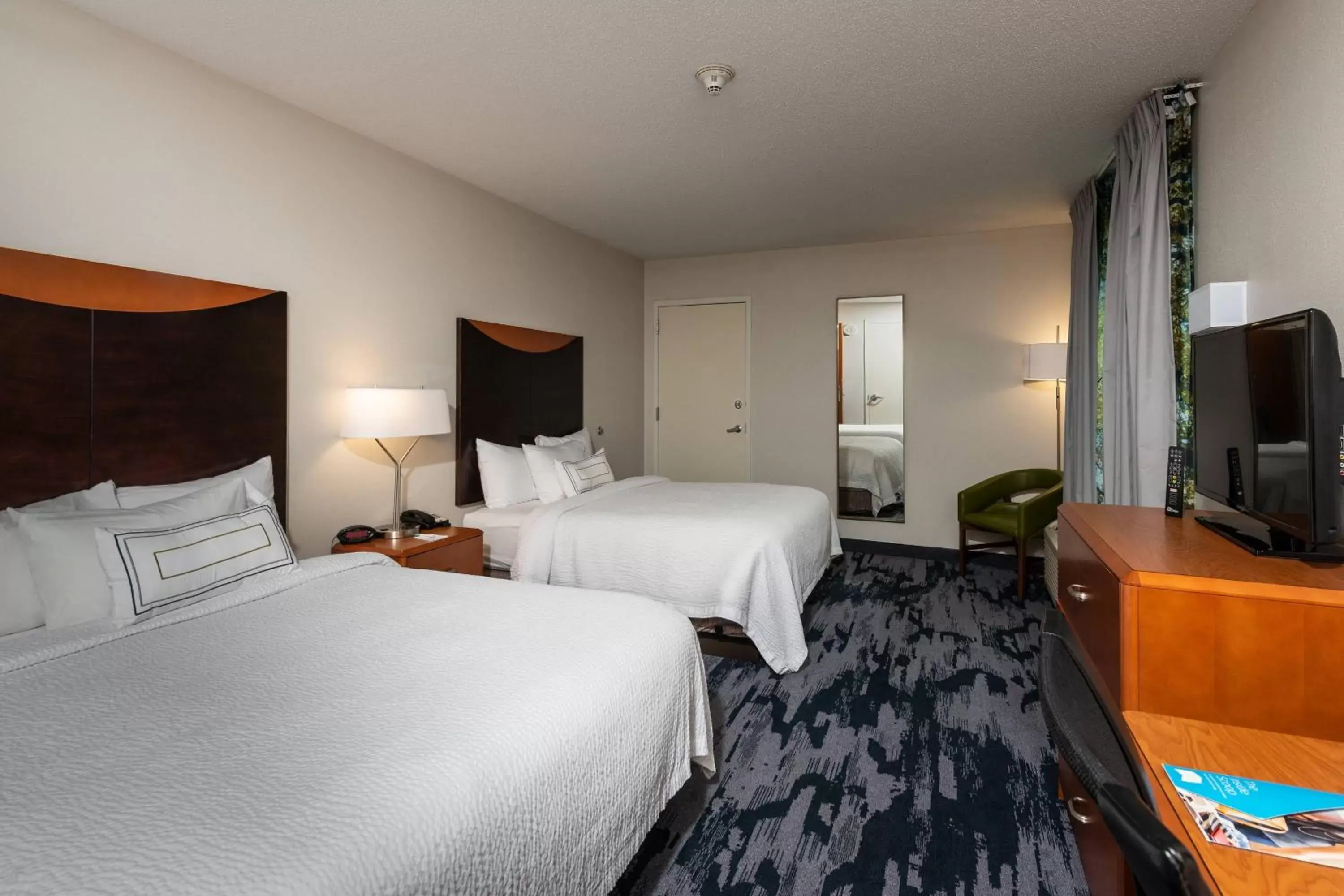 Bedroom, Bed in Fairfield Inn and Suites by Marriott New Bedford