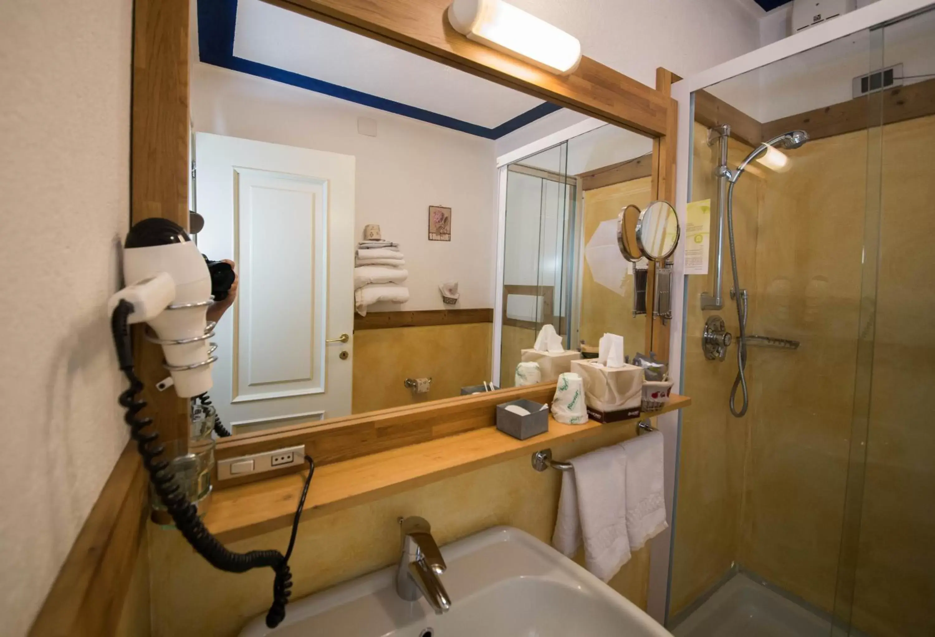 Bathroom in Hotel Chalet La Meridiana