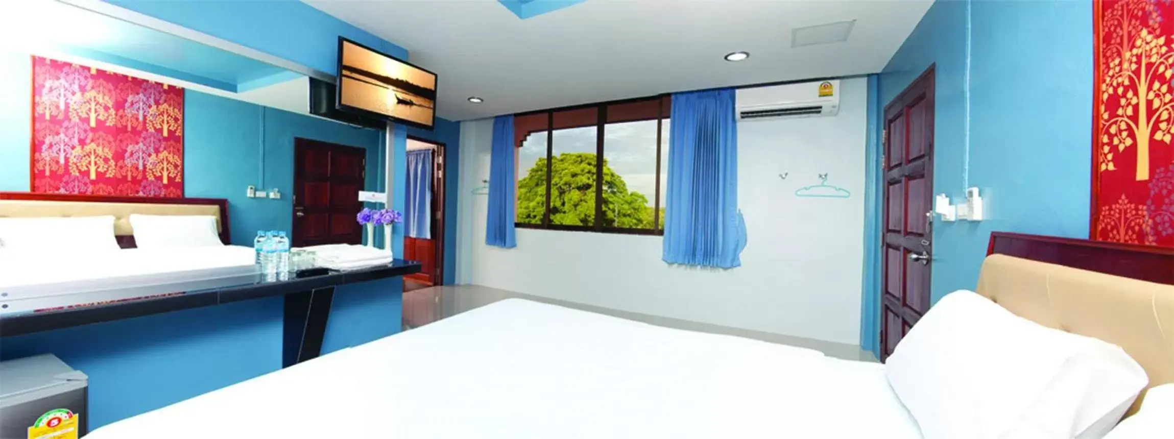 Photo of the whole room, Bed in Krabi Orchid Hometel