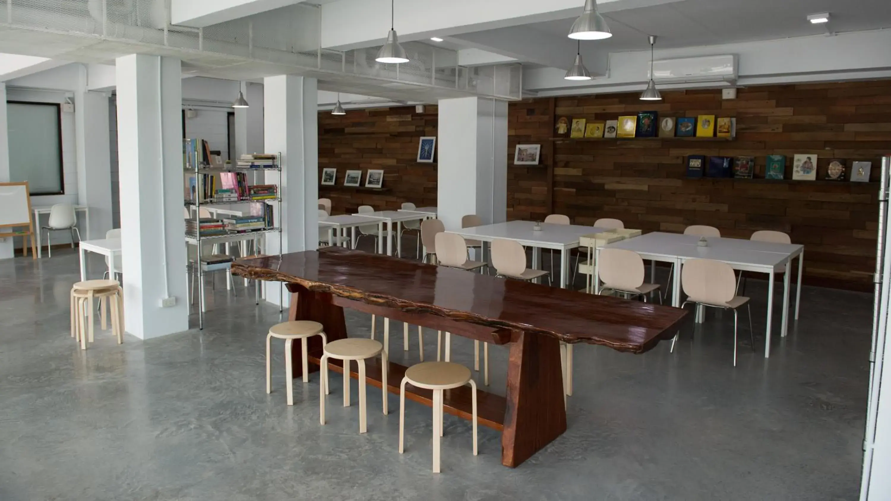 Library, Restaurant/Places to Eat in Veethara boutique hotel (SHA Plus)