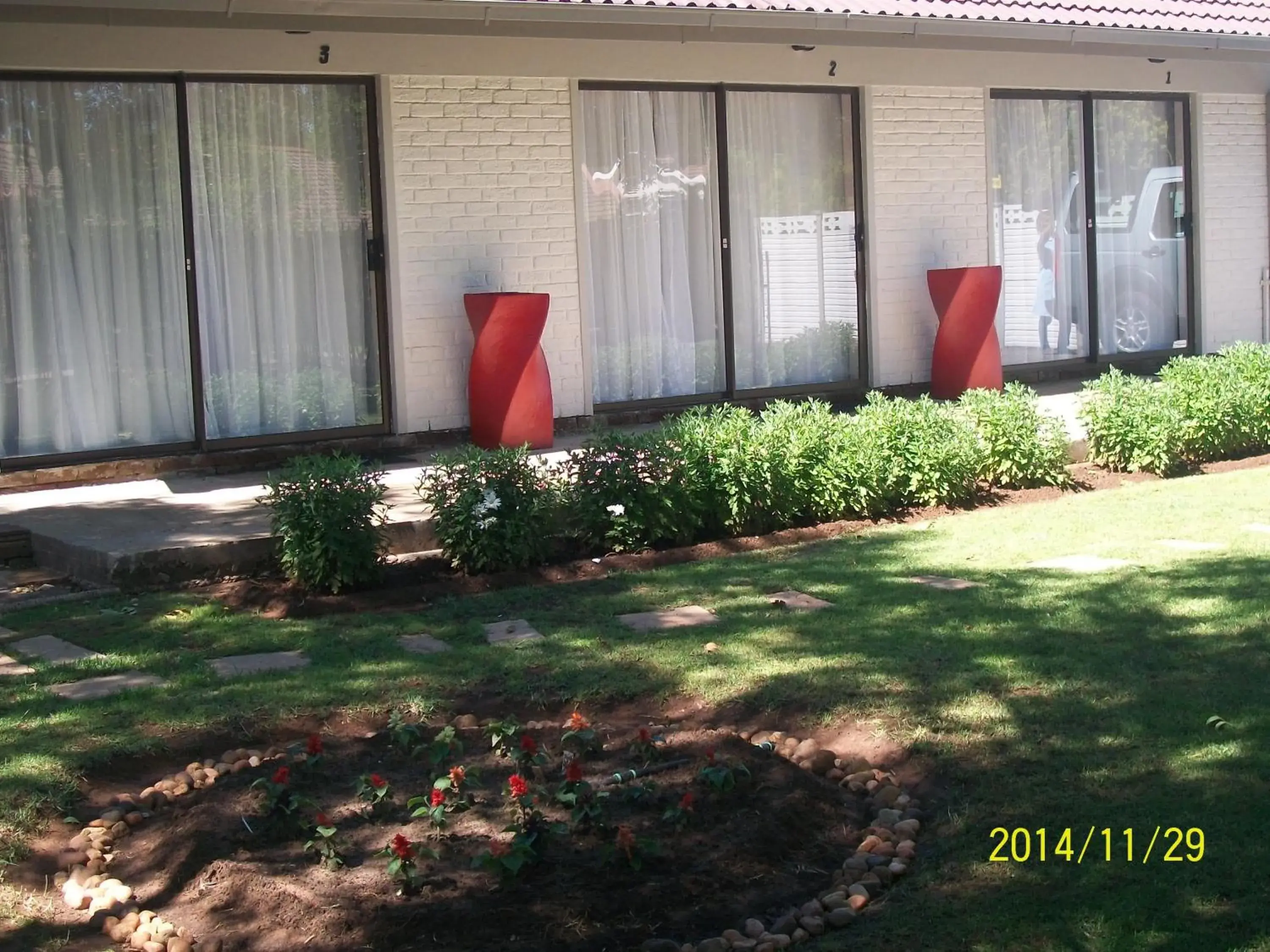 Facade/entrance in 21 On Coetzee Guest House