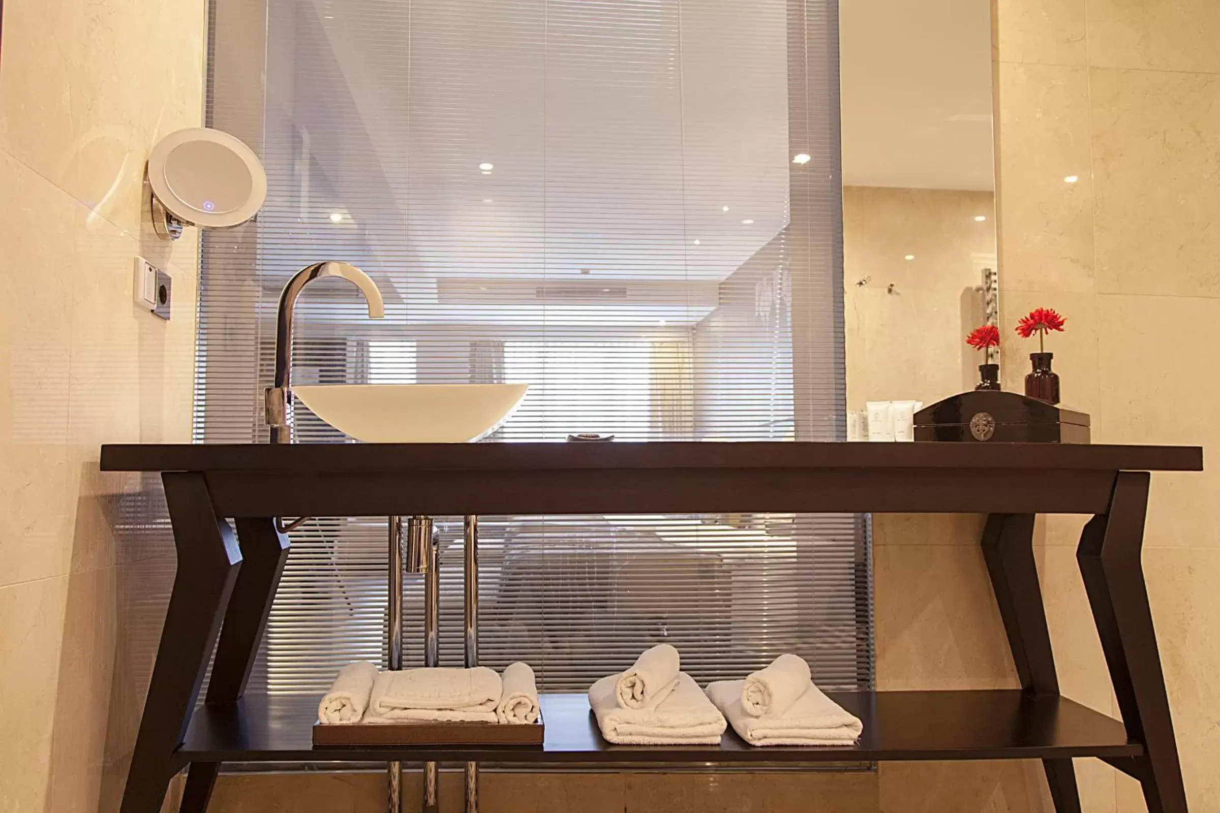 Bathroom, Spa/Wellness in Quentin Boutique Hotel