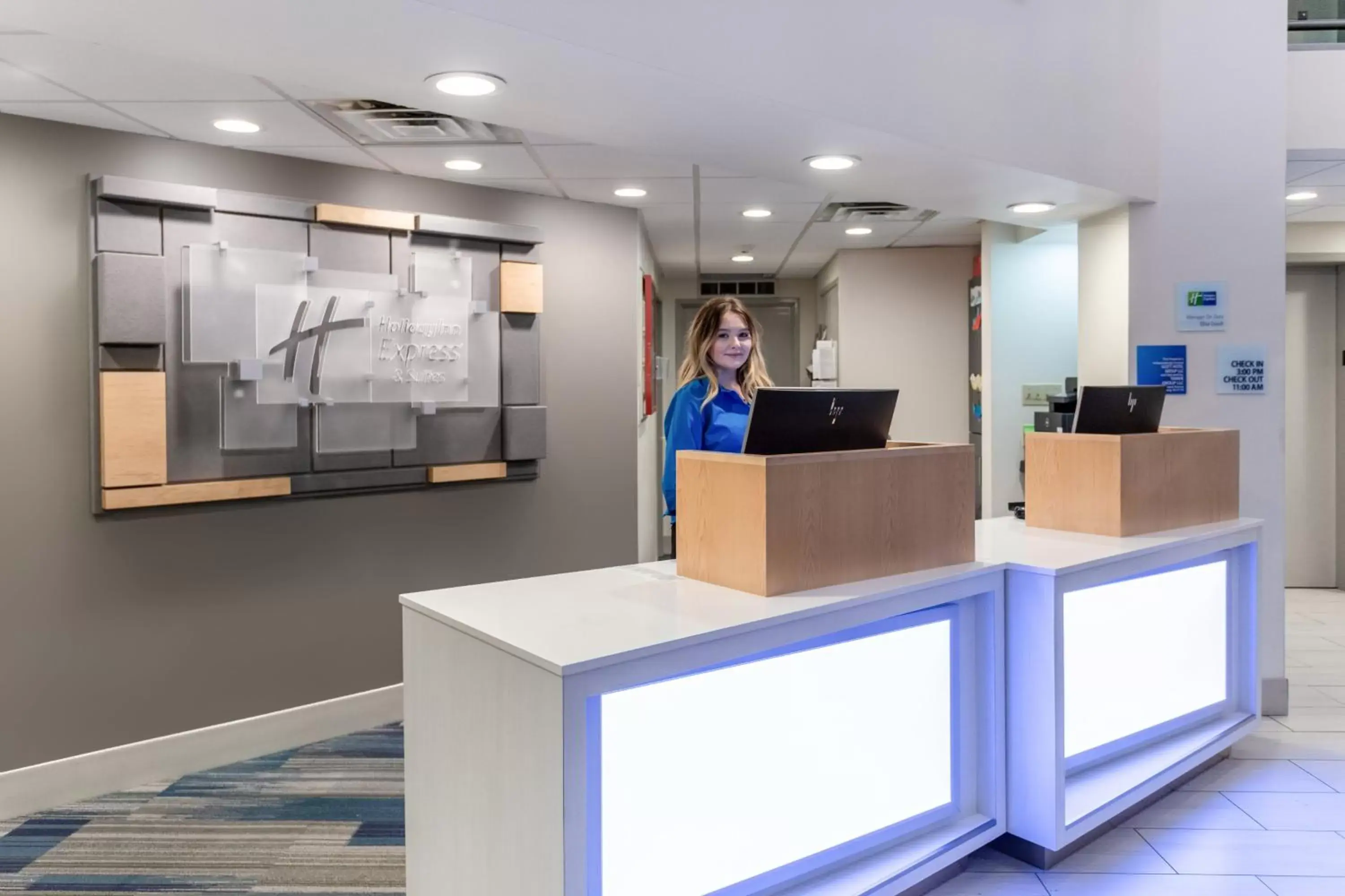 Property building in Holiday Inn Express Scottsburg by IHG Property building in Holiday Inn Express Scottsburg by IHG