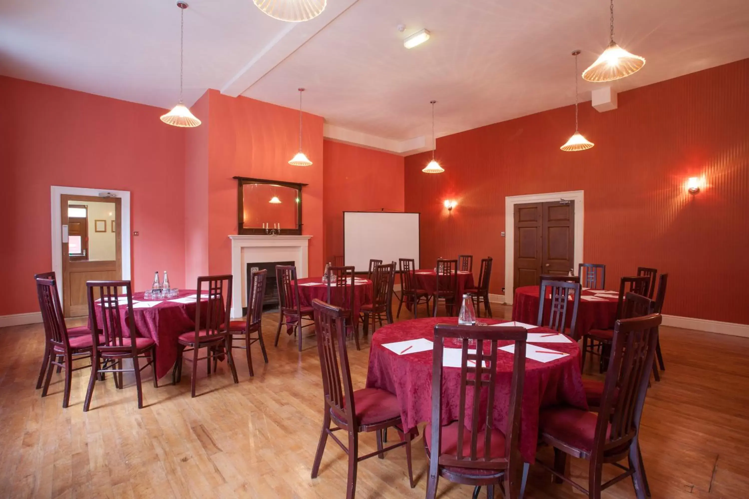 Dining area, Restaurant/Places to Eat in Wortley Hall Sheffield