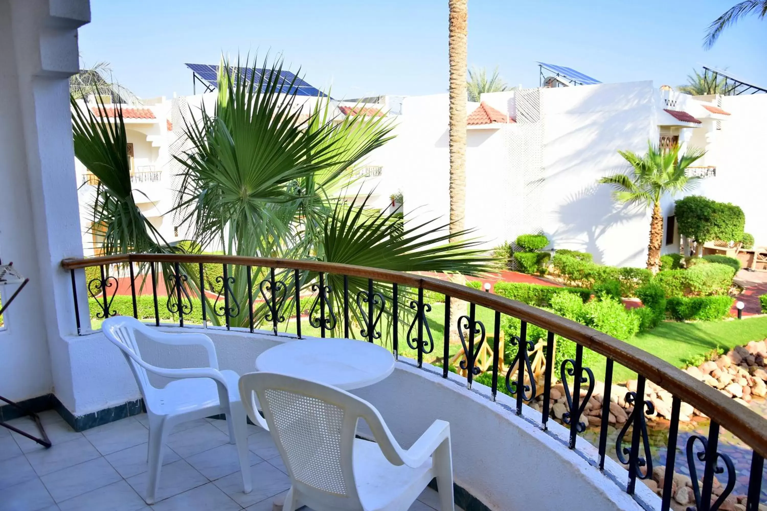 Patio, Balcony/Terrace in Dive Inn Resort