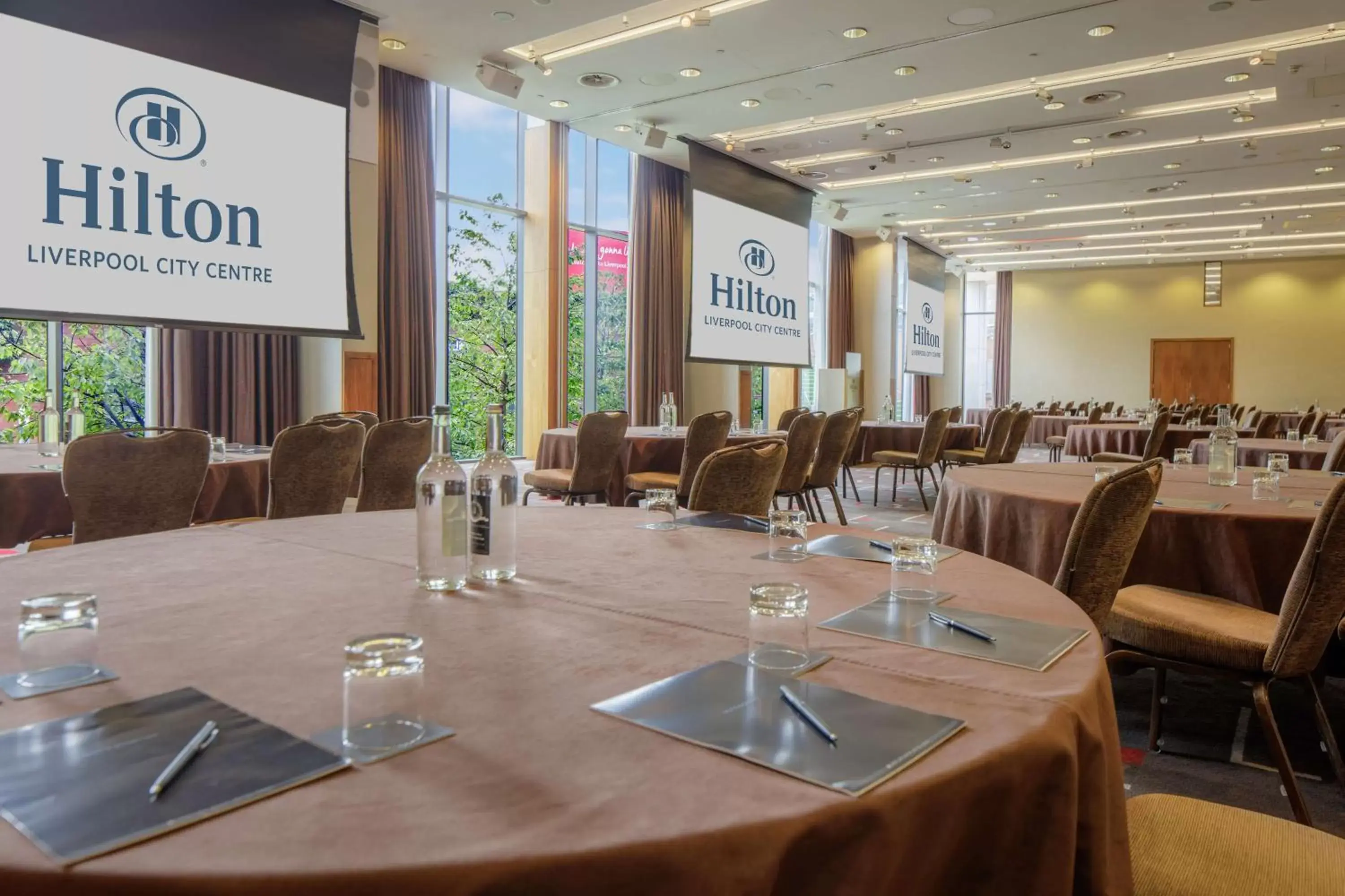 Meeting/conference room, Restaurant/Places to Eat in Hilton Liverpool City Centre