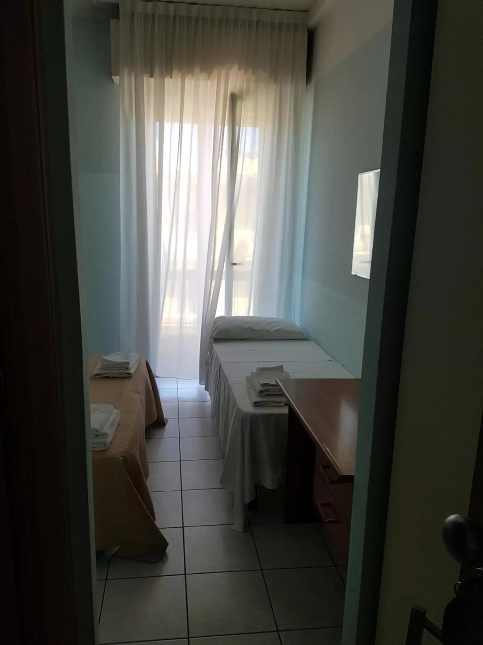 Bed, Bathroom in Hotel Acapulco
