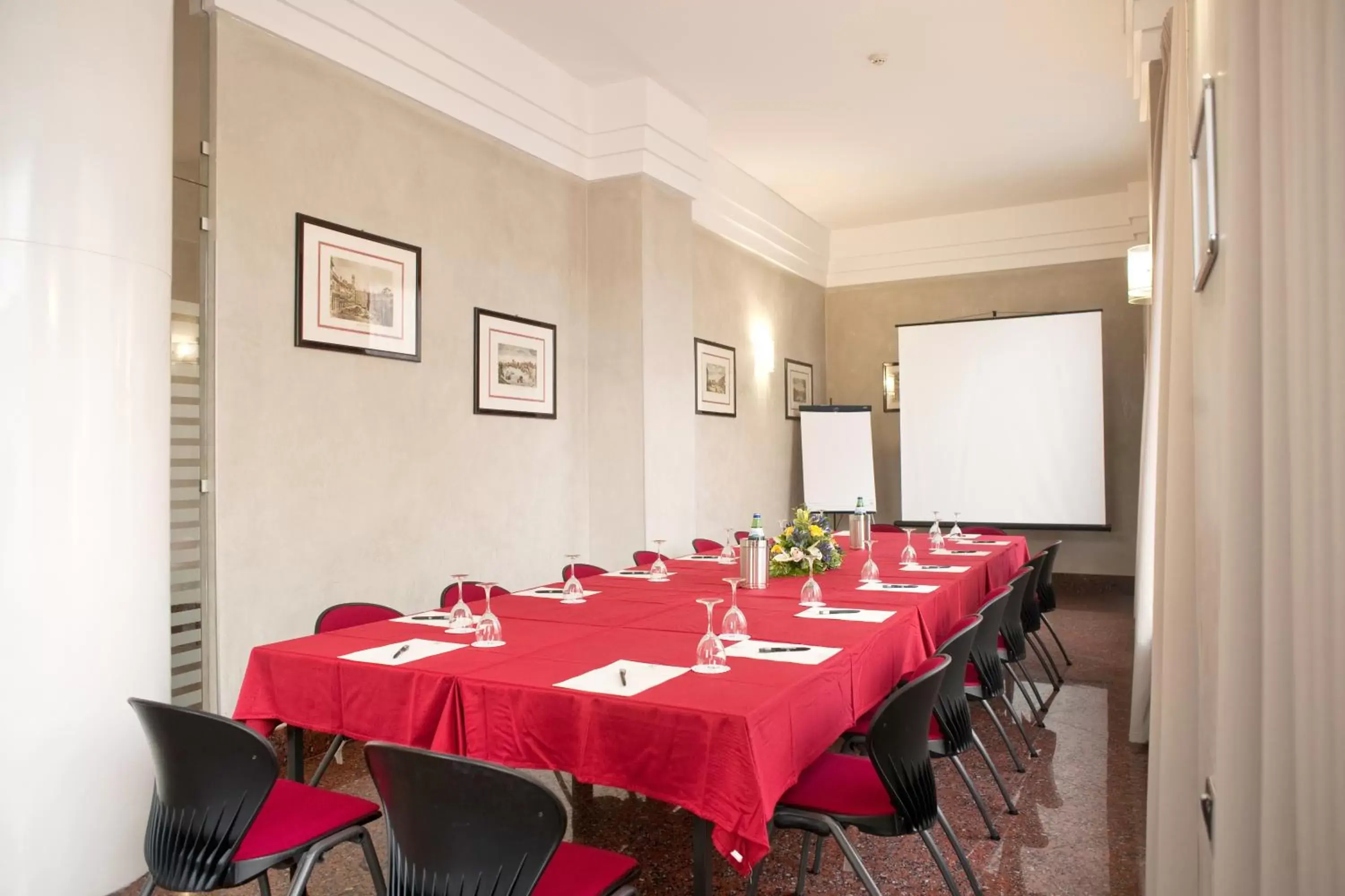 Business facilities in Hotel San Pietro