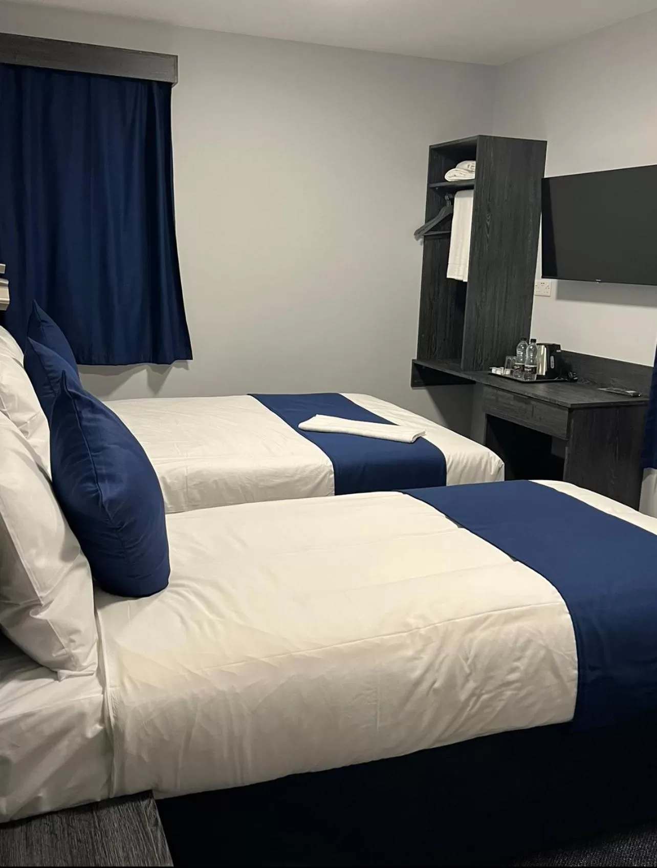 Photo of the whole room, Bed in Blue Sapphire Hotel