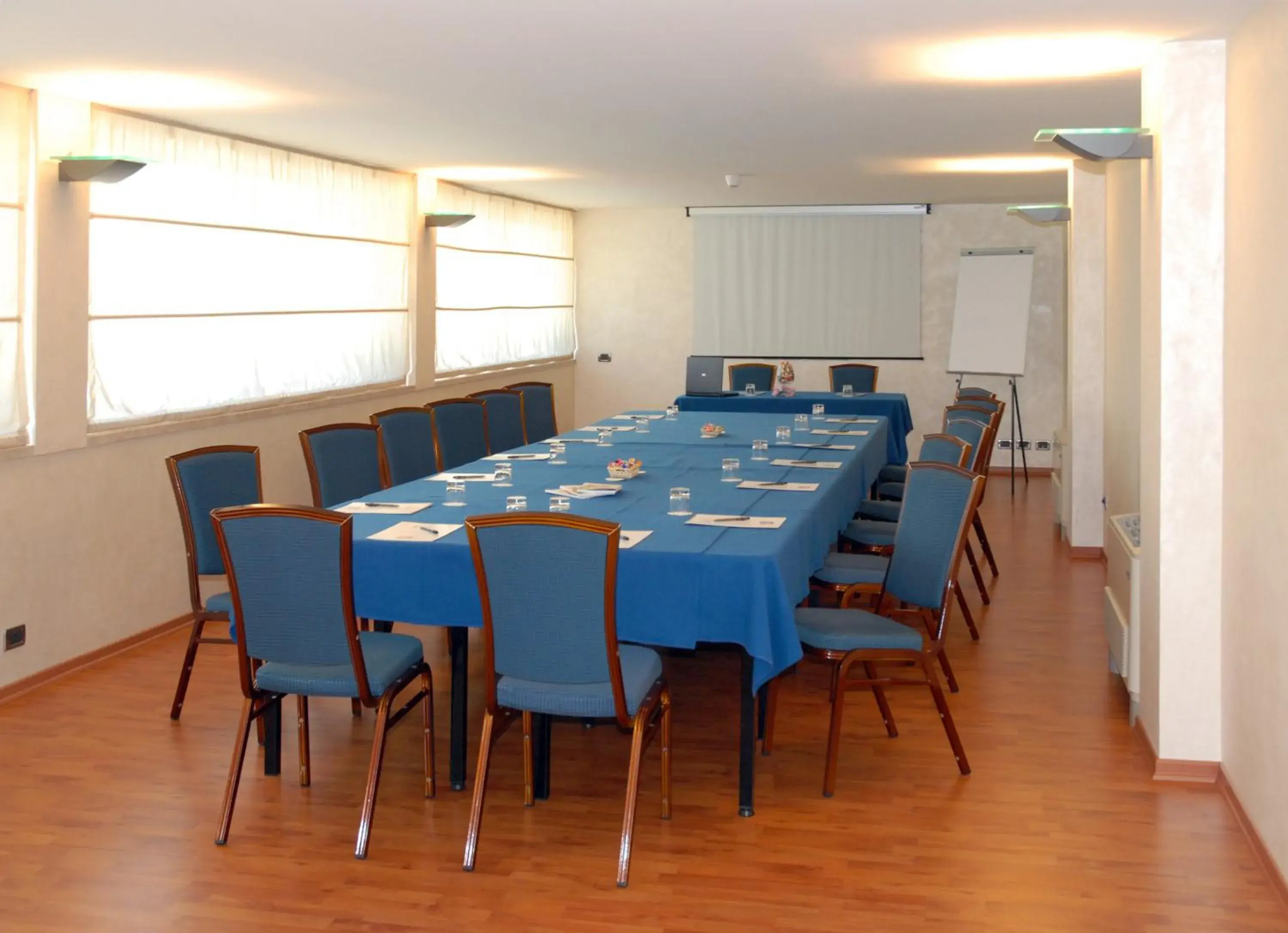 Business facilities in San Giorgio, Sure Hotel Collection by Best Western