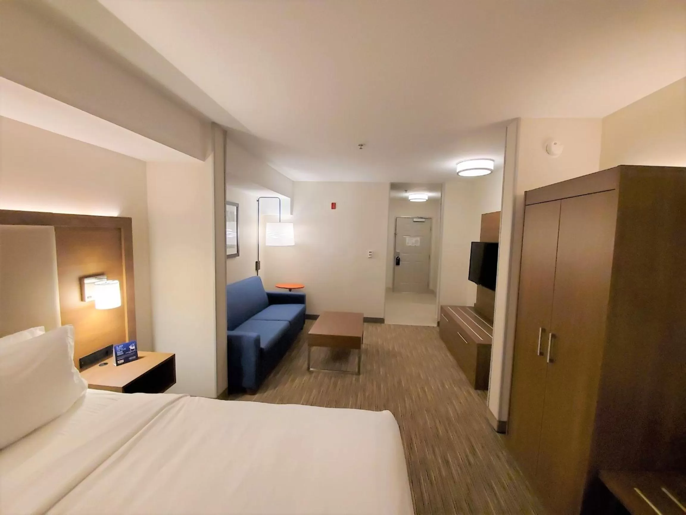 Holiday Inn Express Hotel & Suites Seattle North - Lynnwood by IHG