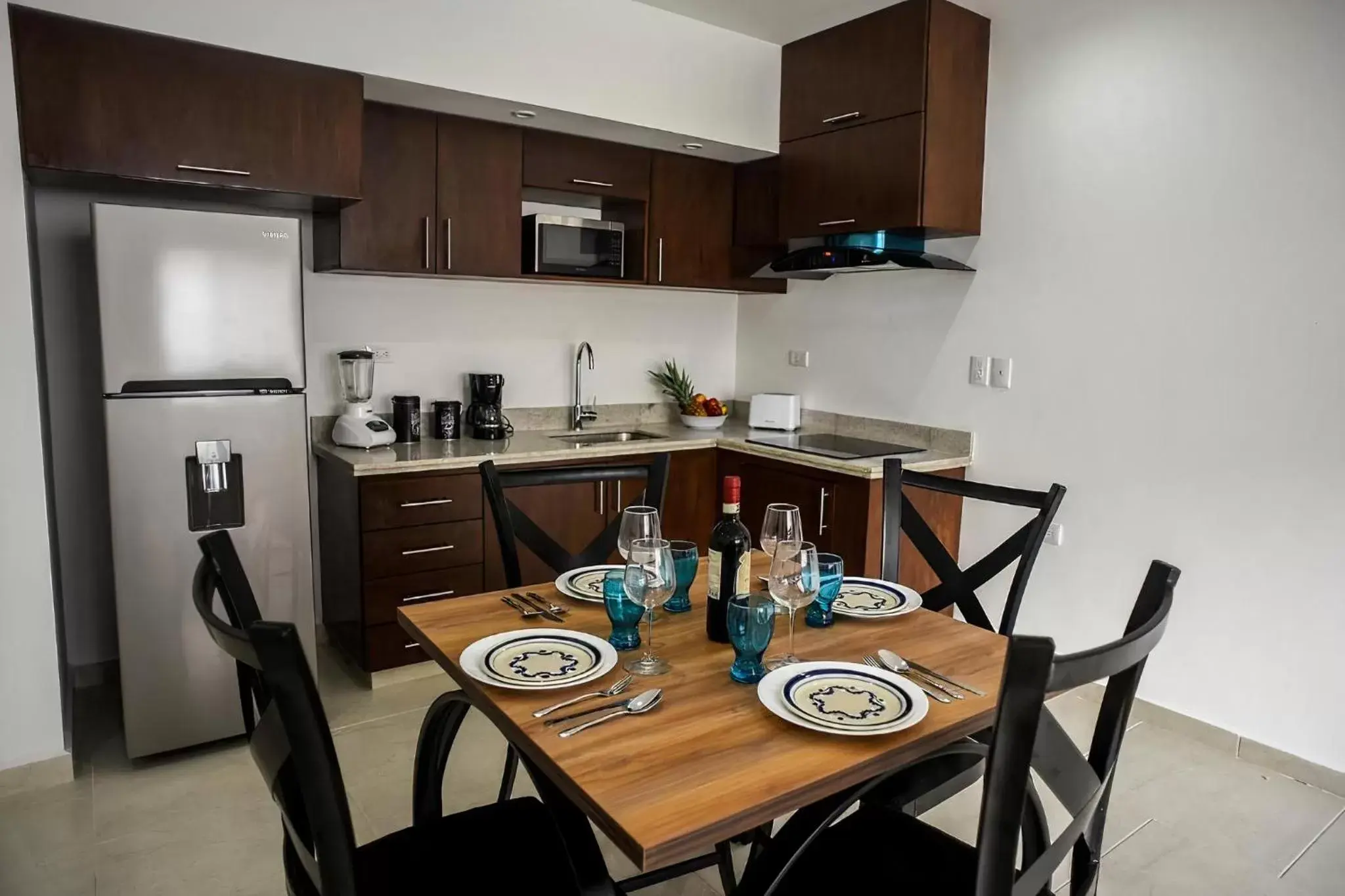 Kitchen or kitchenette, Dining Area in Apartment and Penthouse Blue Luxury Kukulkan Tulum