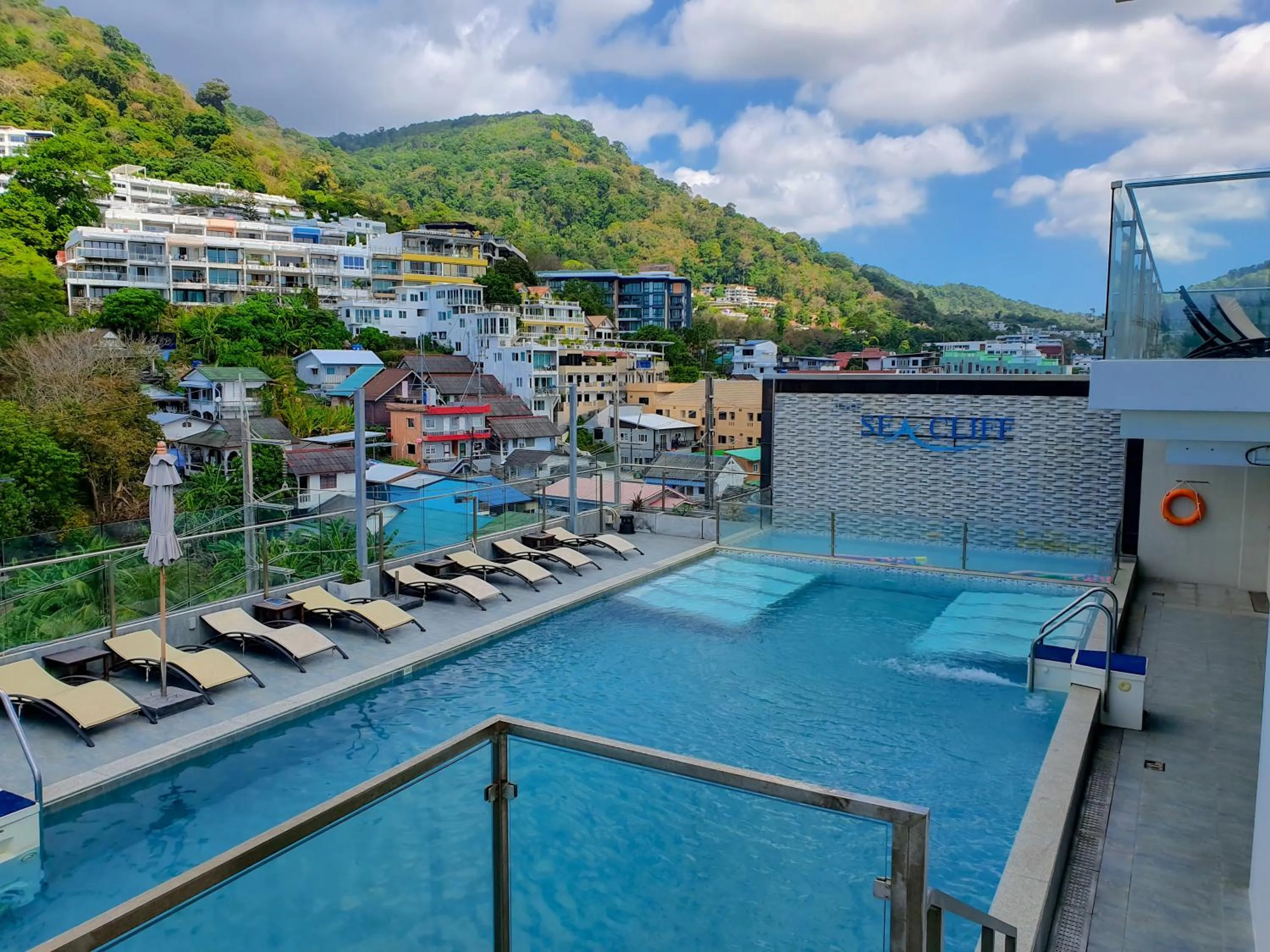 Swimming pool in Zenseana Resort & Spa - Patong, Phuket