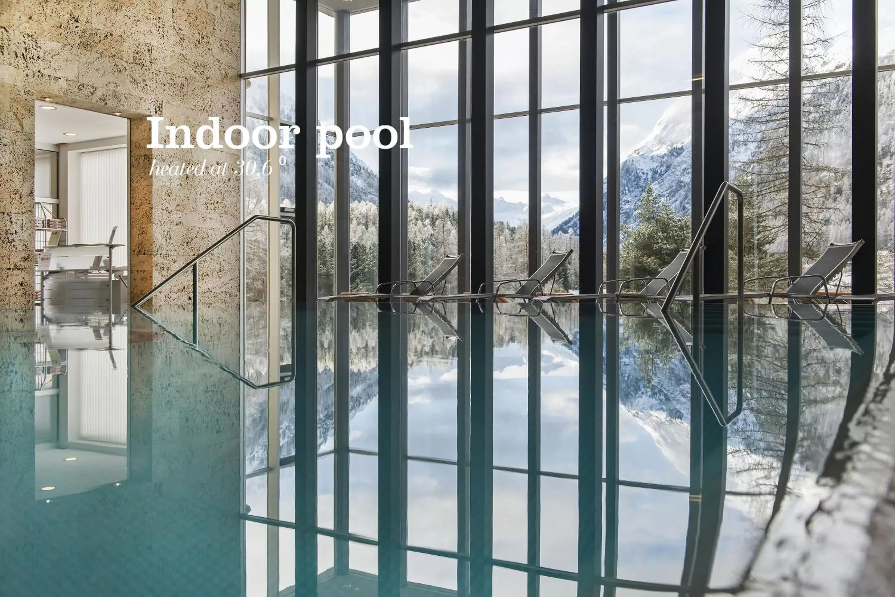 Swimming Pool in Hotel Saratz Pontresina