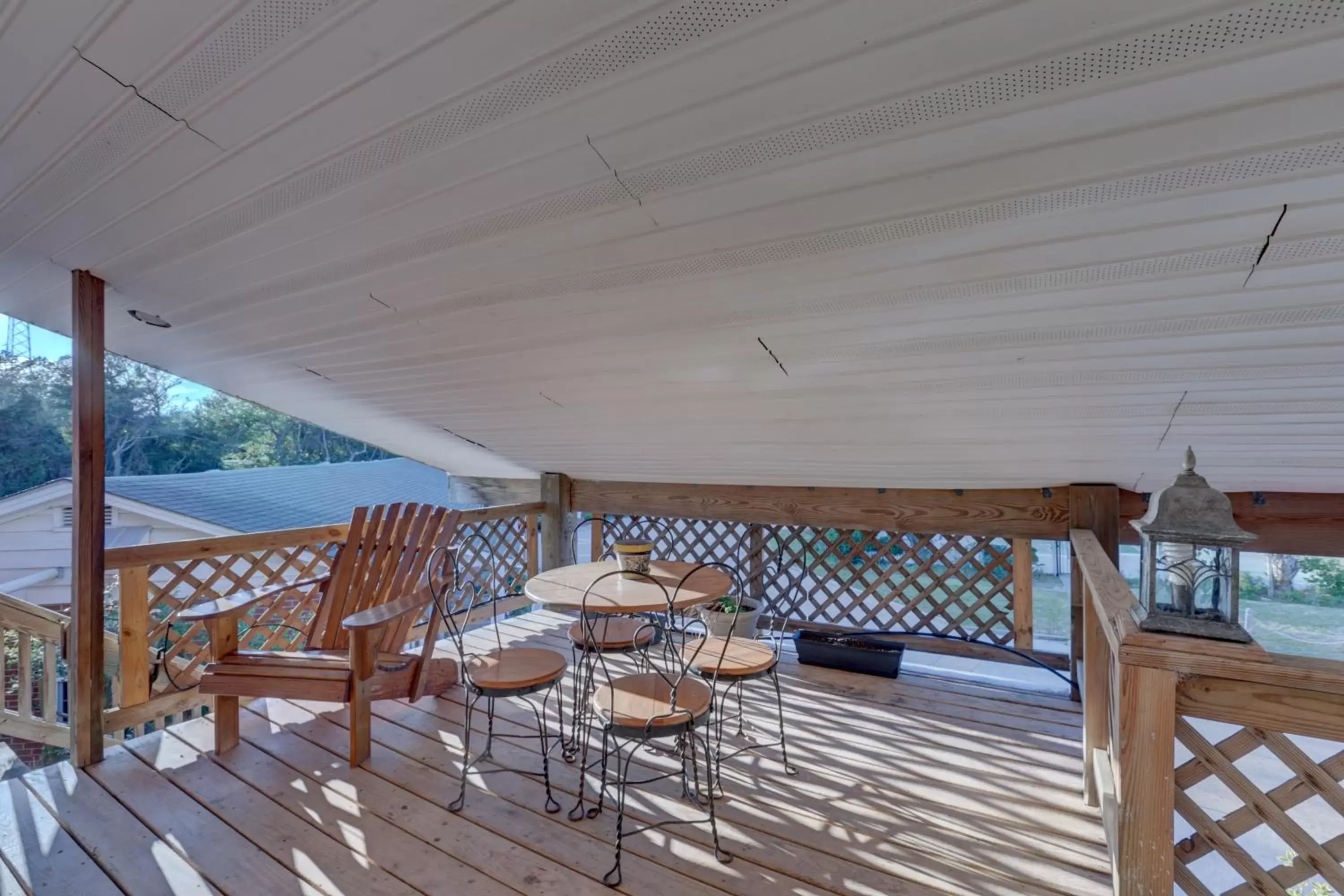 Balcony/Terrace in Cape Pines Motel