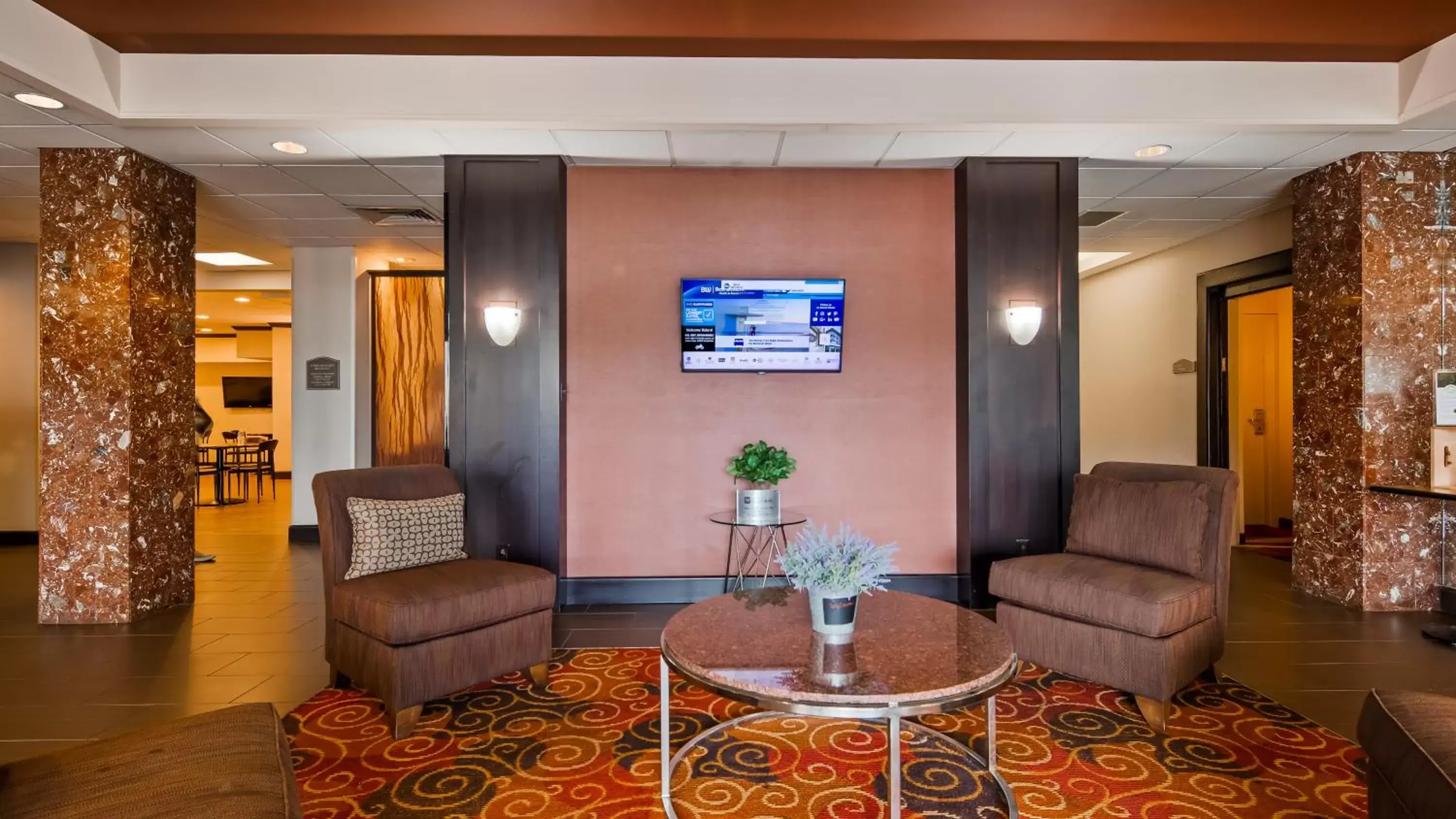 Lobby or reception, Seating Area in Best Western Executive Hotel New Haven-West Haven