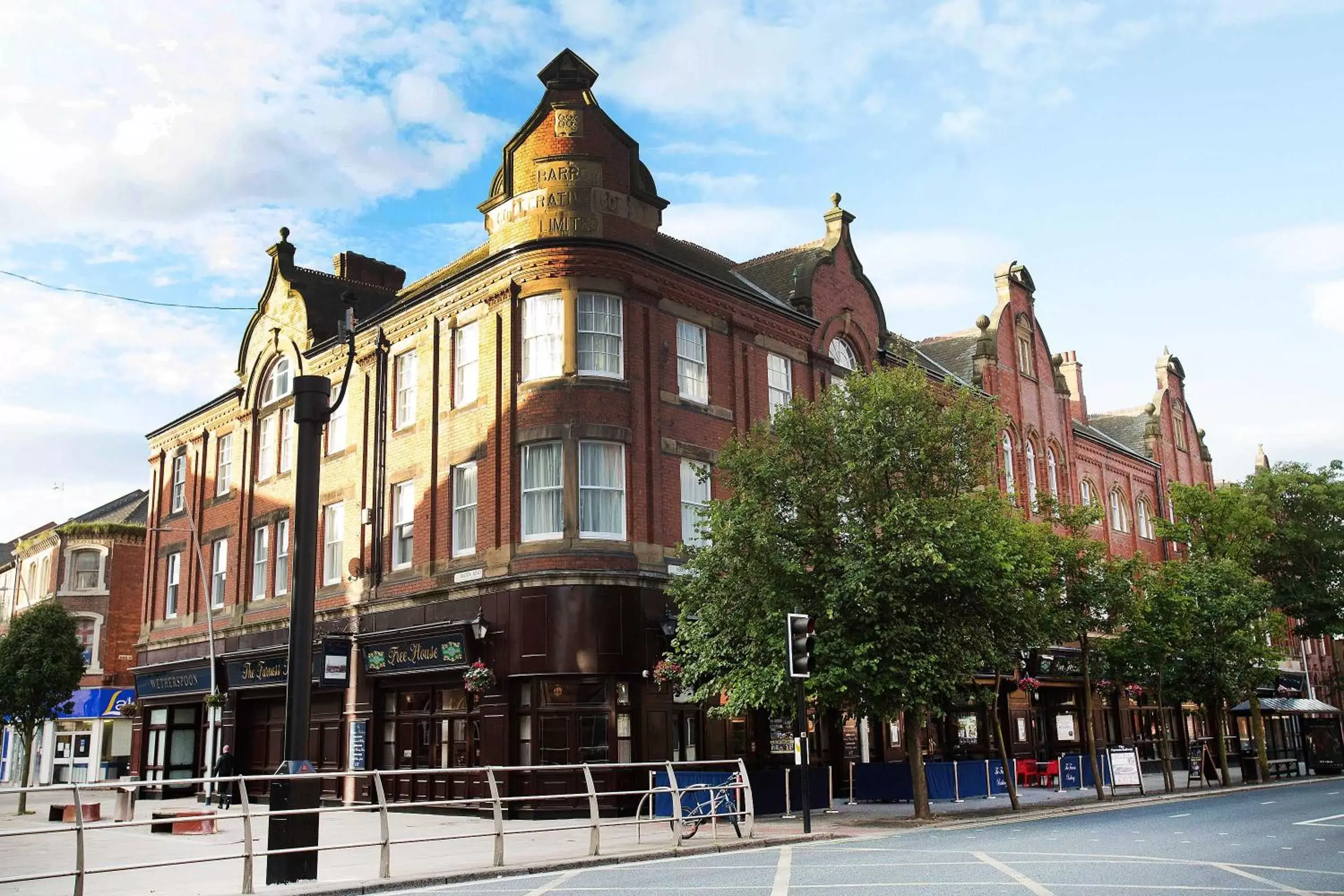 Facade/entrance, Property Building in The Furness Railway Wetherspoon