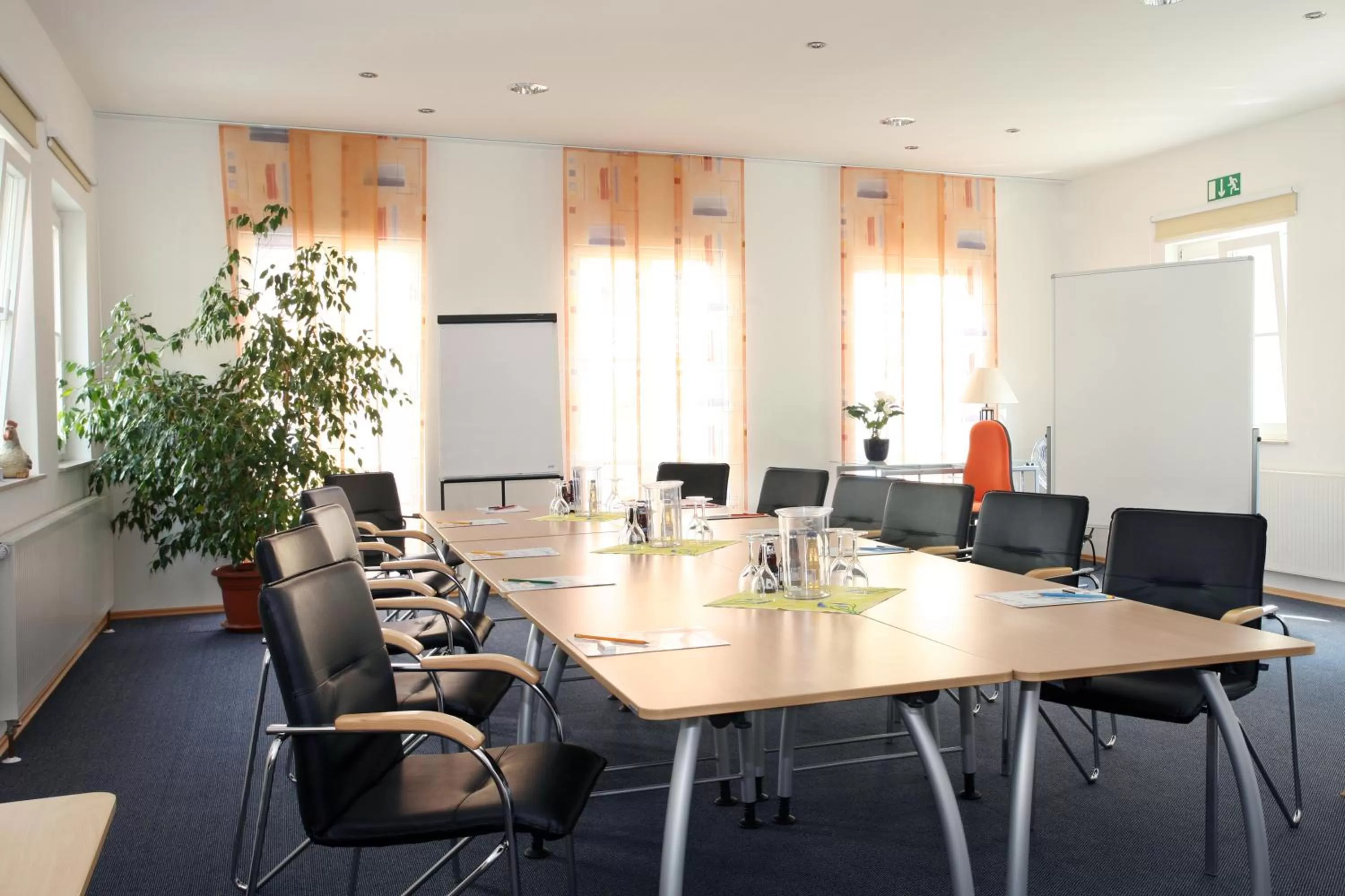 Business facilities in Landhotel Weißer Hahn