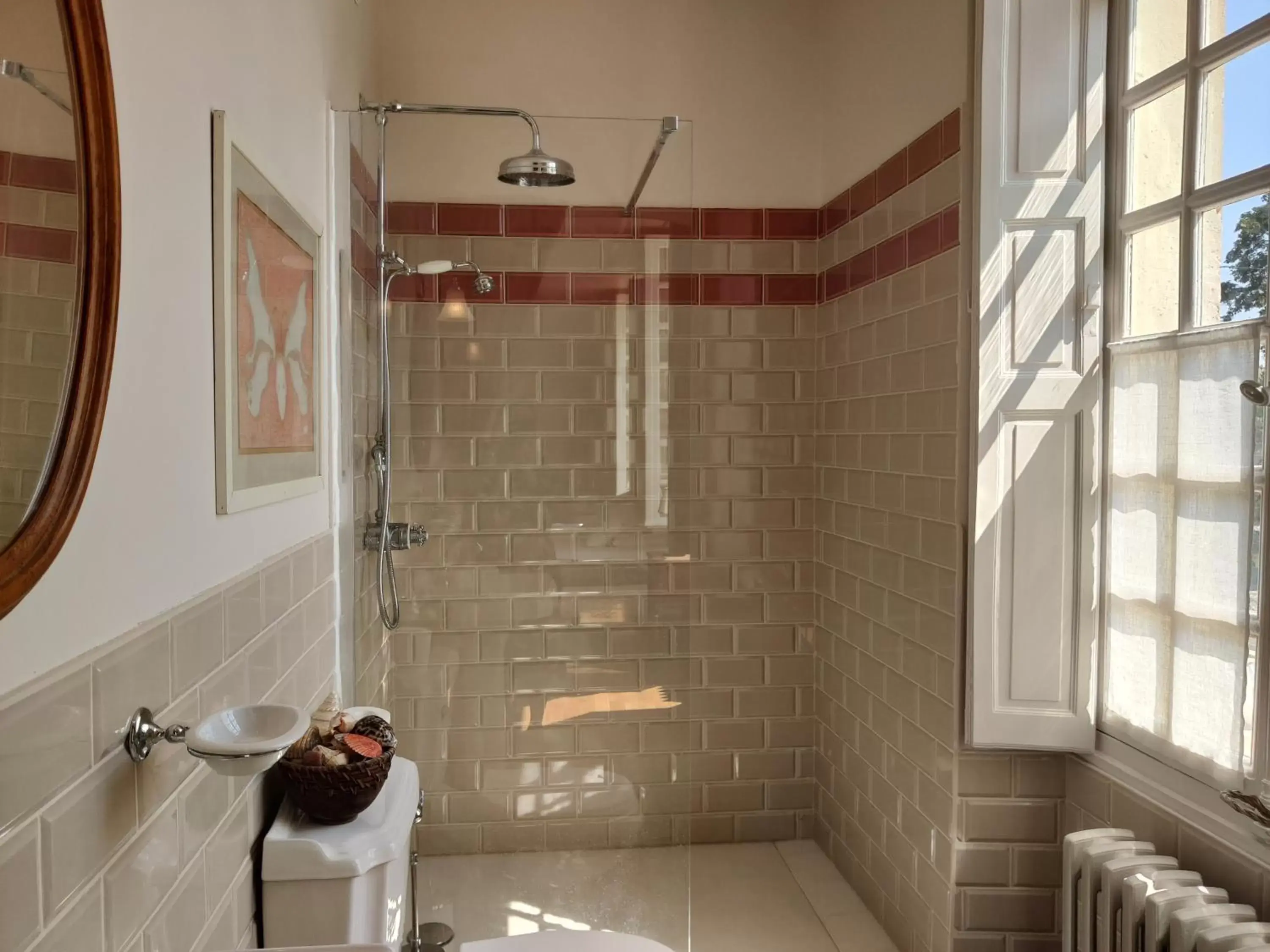 Shower, Bathroom in Château de la Huberdière