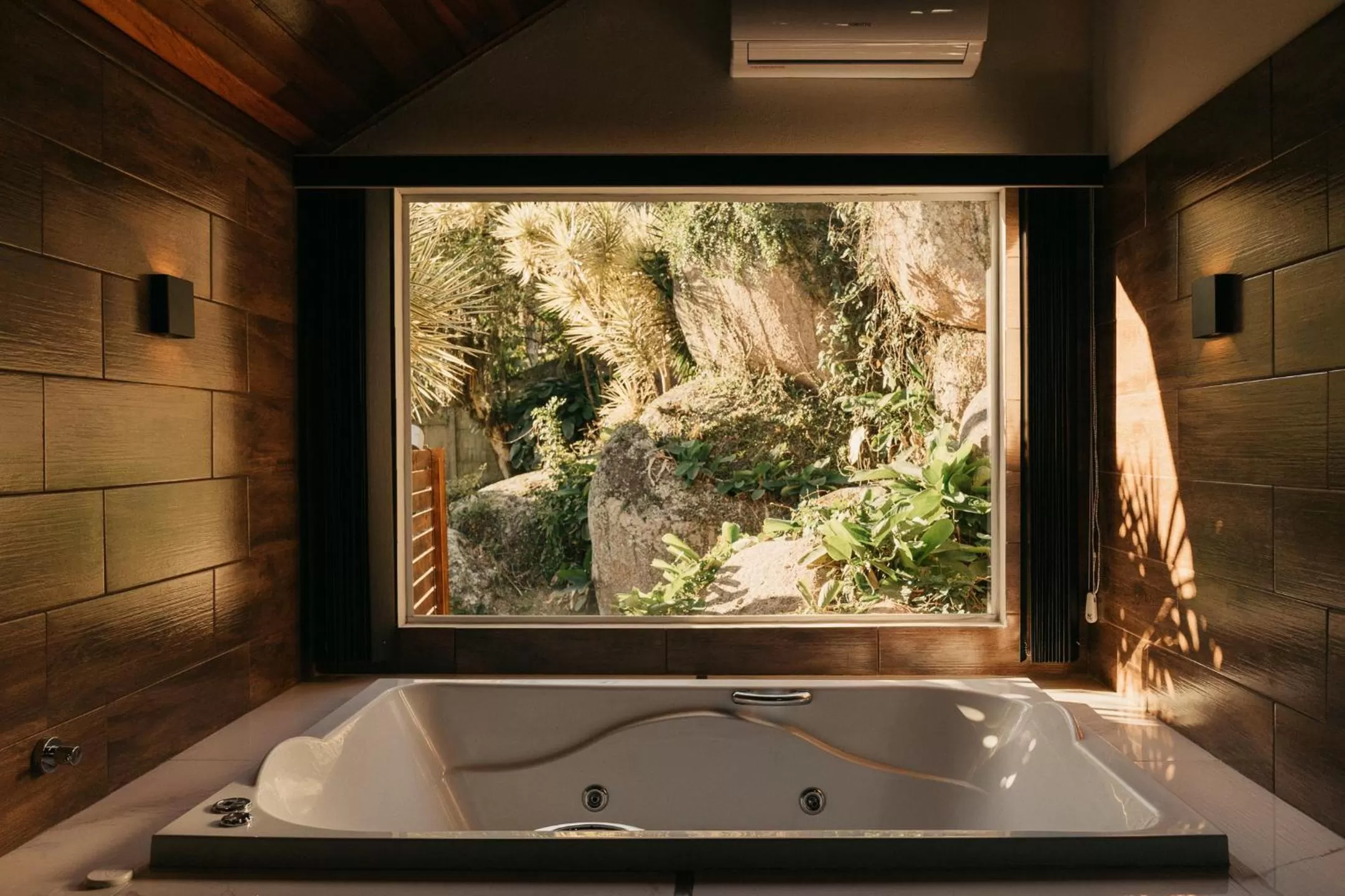 Bathroom in Pousada Ilha da Magia