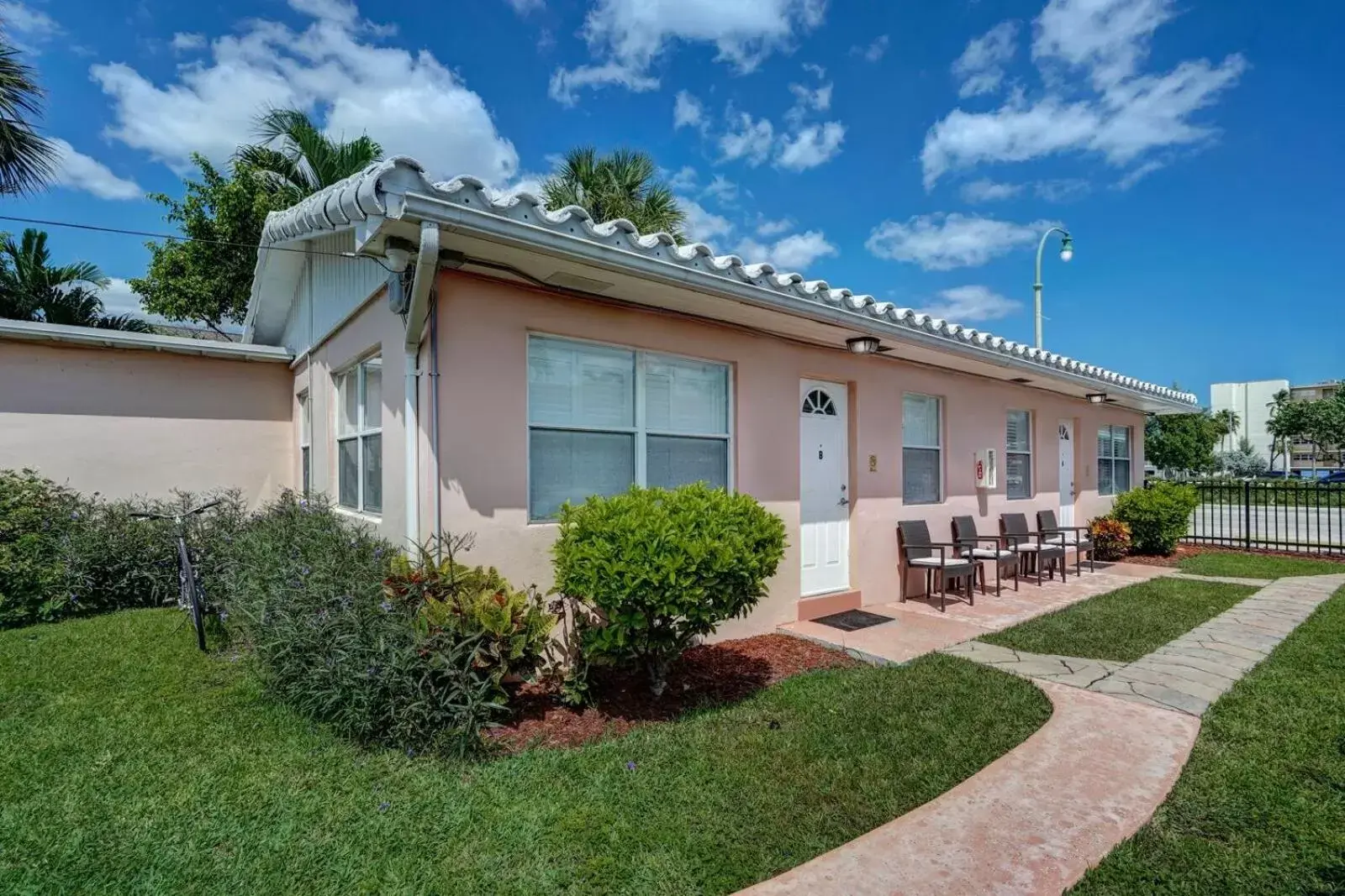 Property Building in Sea Garden by the Sea