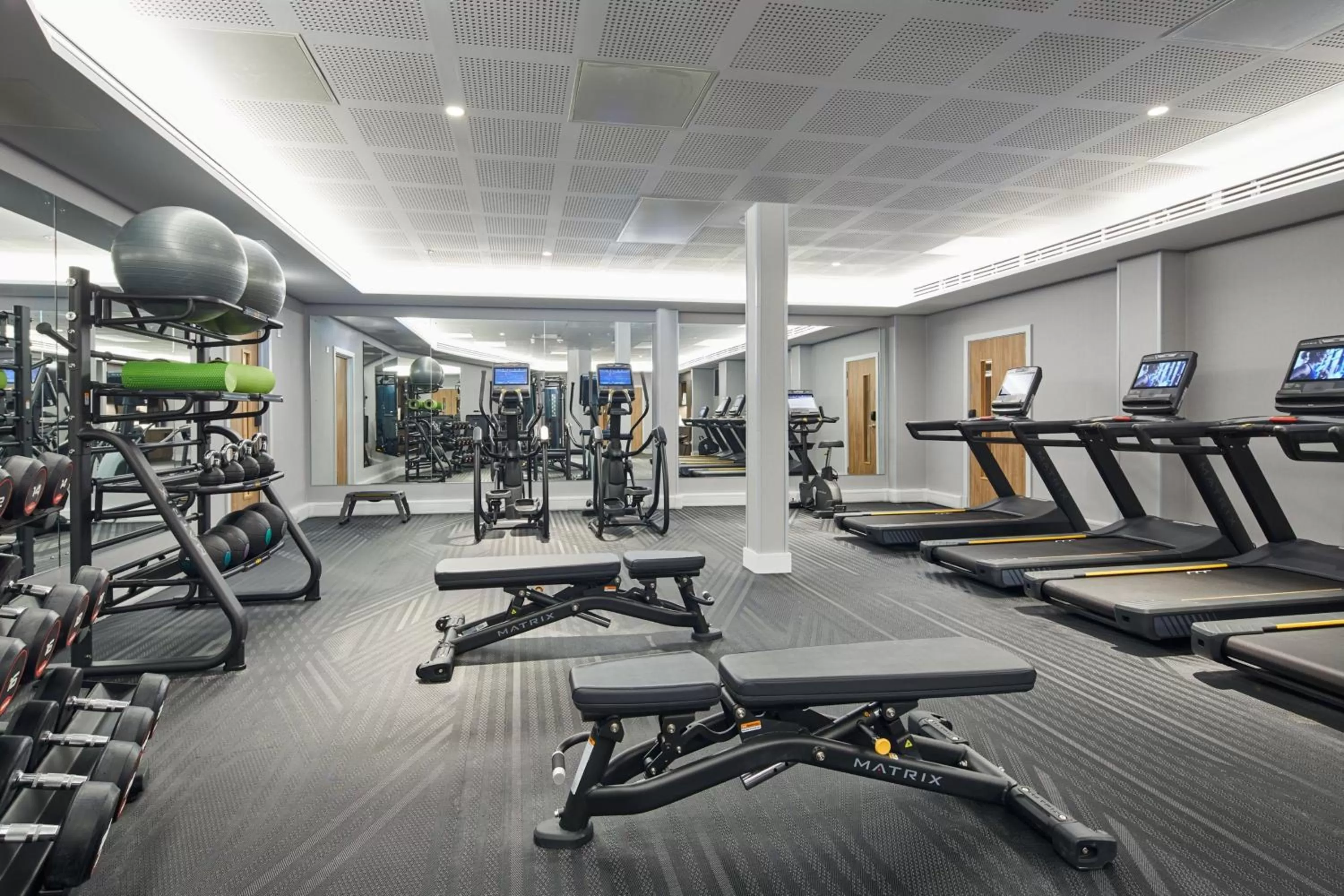 Fitness centre/facilities in Courtyard by Marriott Exeter Sandy Park