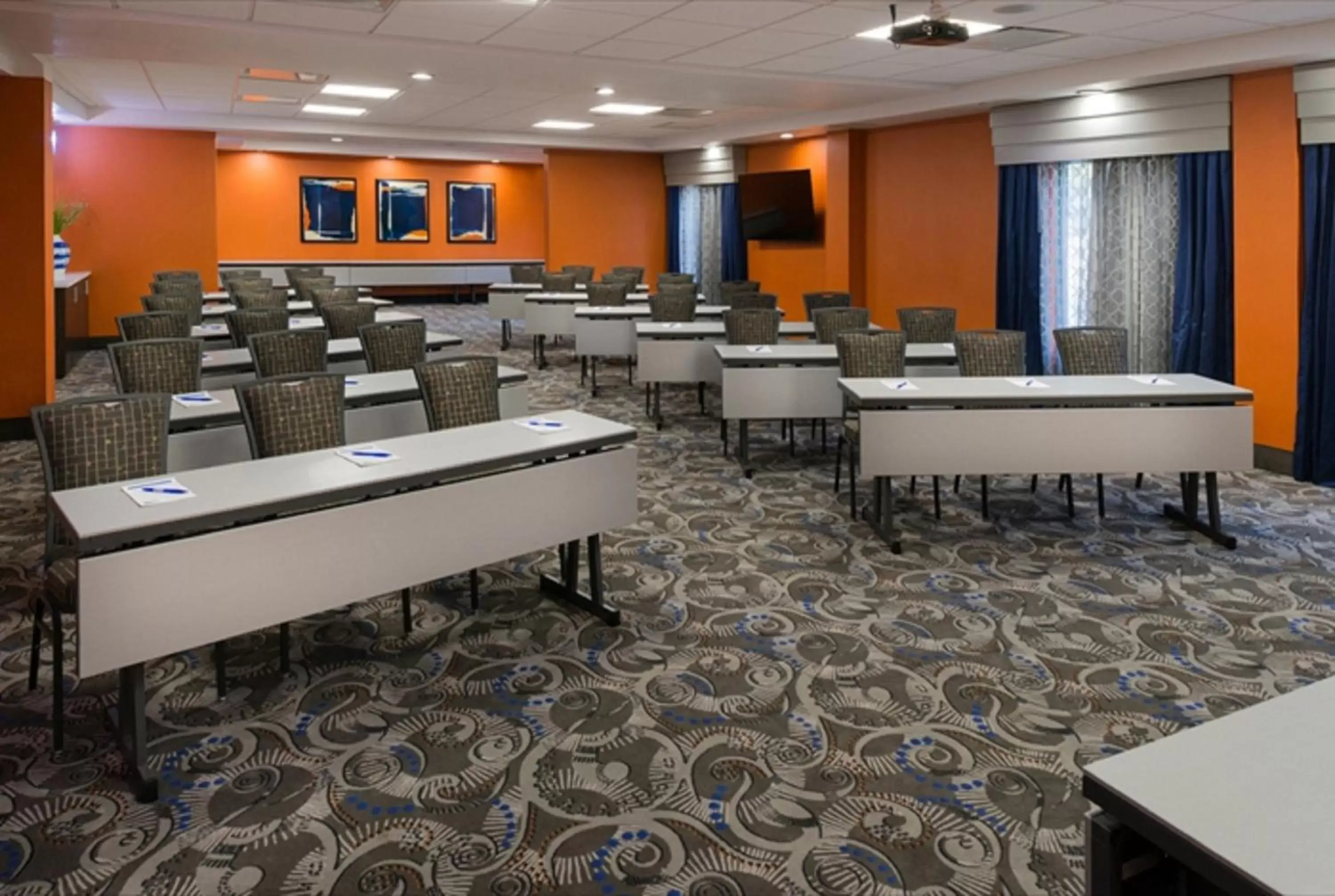 Meeting/conference room in Holiday Inn Express & Suites Nashville Southeast - Antioch, an IHG Hotel