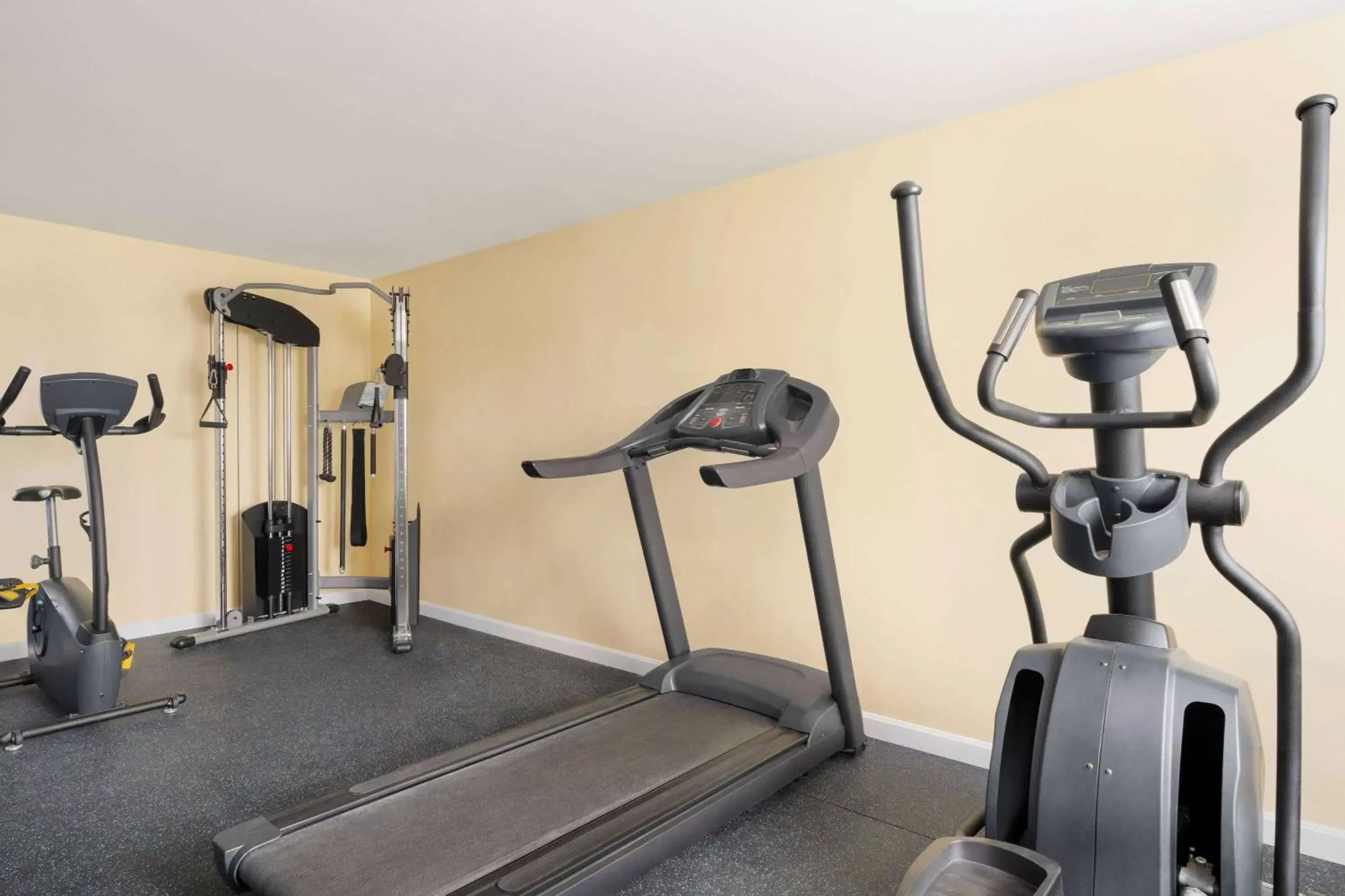 Activities, Fitness Center/Facilities in Days Inn by Wyndham Middletown/Newport Area