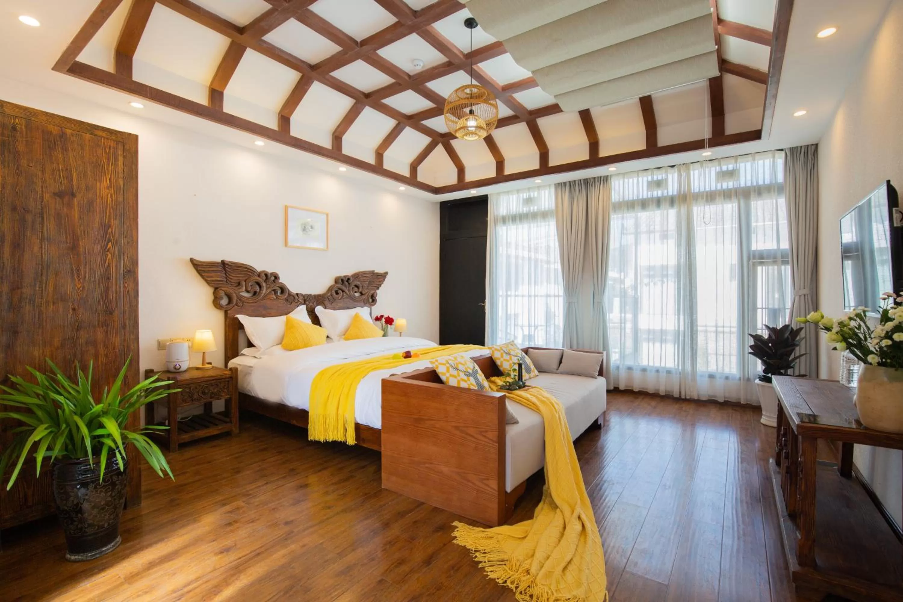 Photo of the whole room, Bed in Lijiang Gemmer Hotel